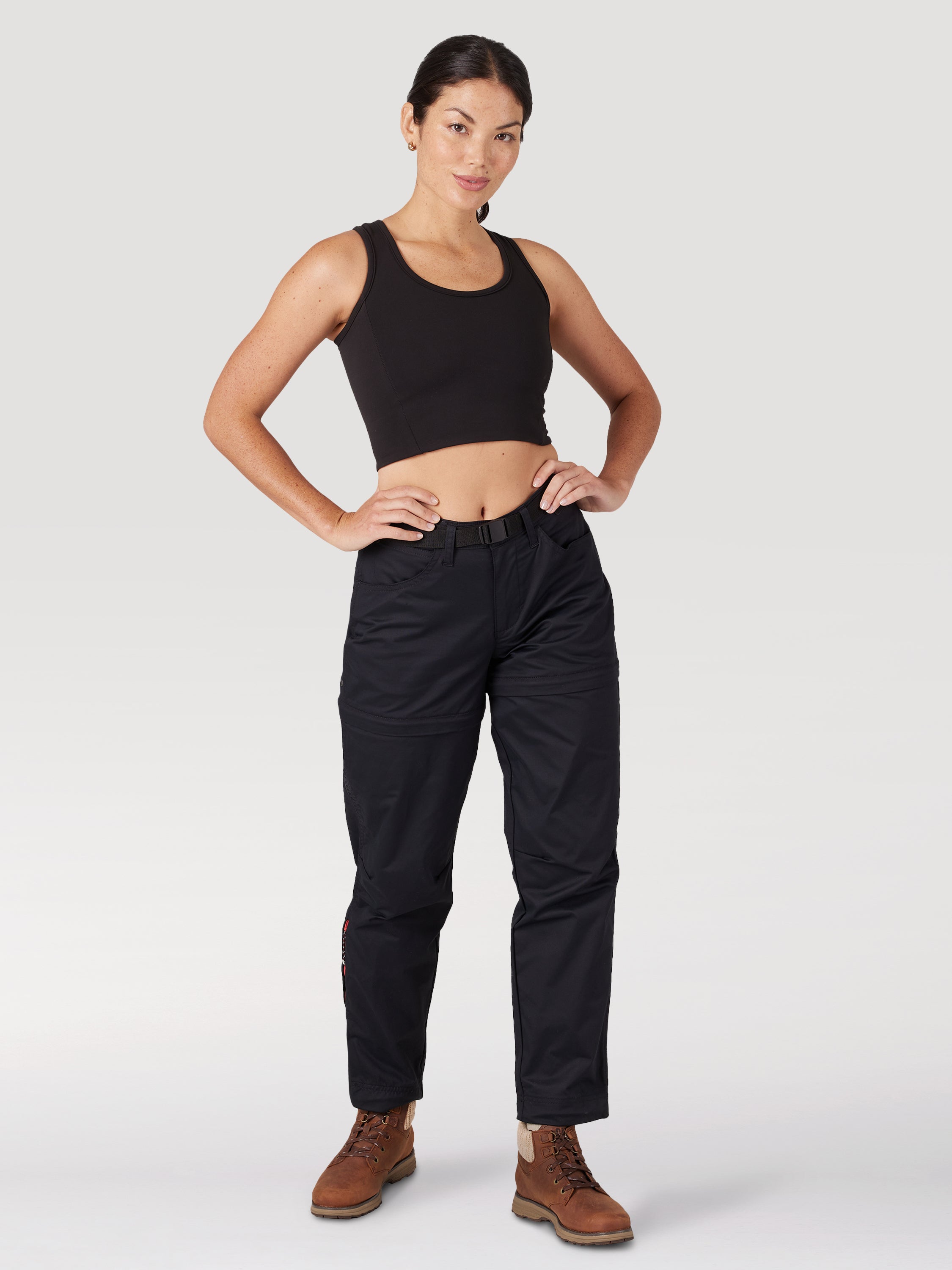 Pantalone impacchettabile Zipoff in nero Pantaloni Wrangler