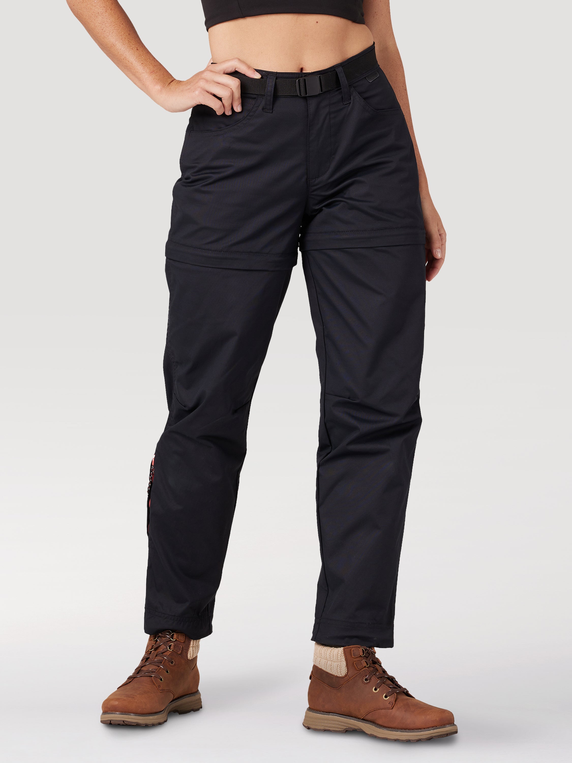 Pantalone impacchettabile Zipoff in nero Pantaloni Wrangler