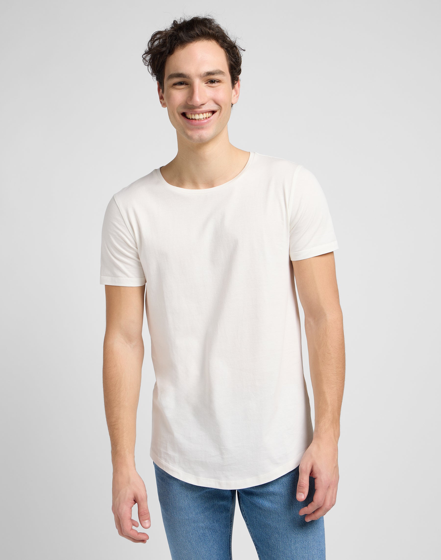 T-shirt sagomata in T-shirt Cloud Dancer Lee