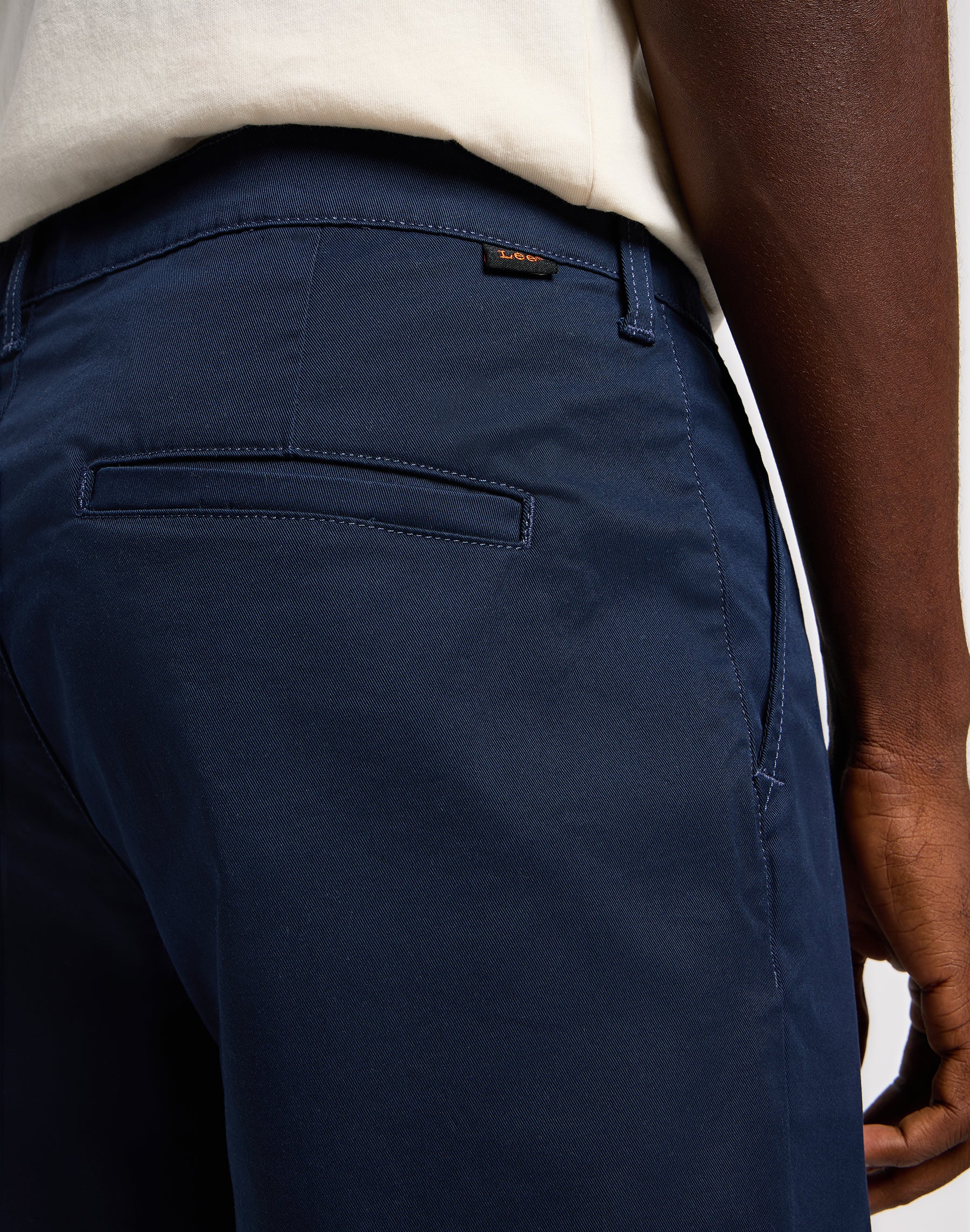 Pantaloncini chino regular in blu scuro Lee   