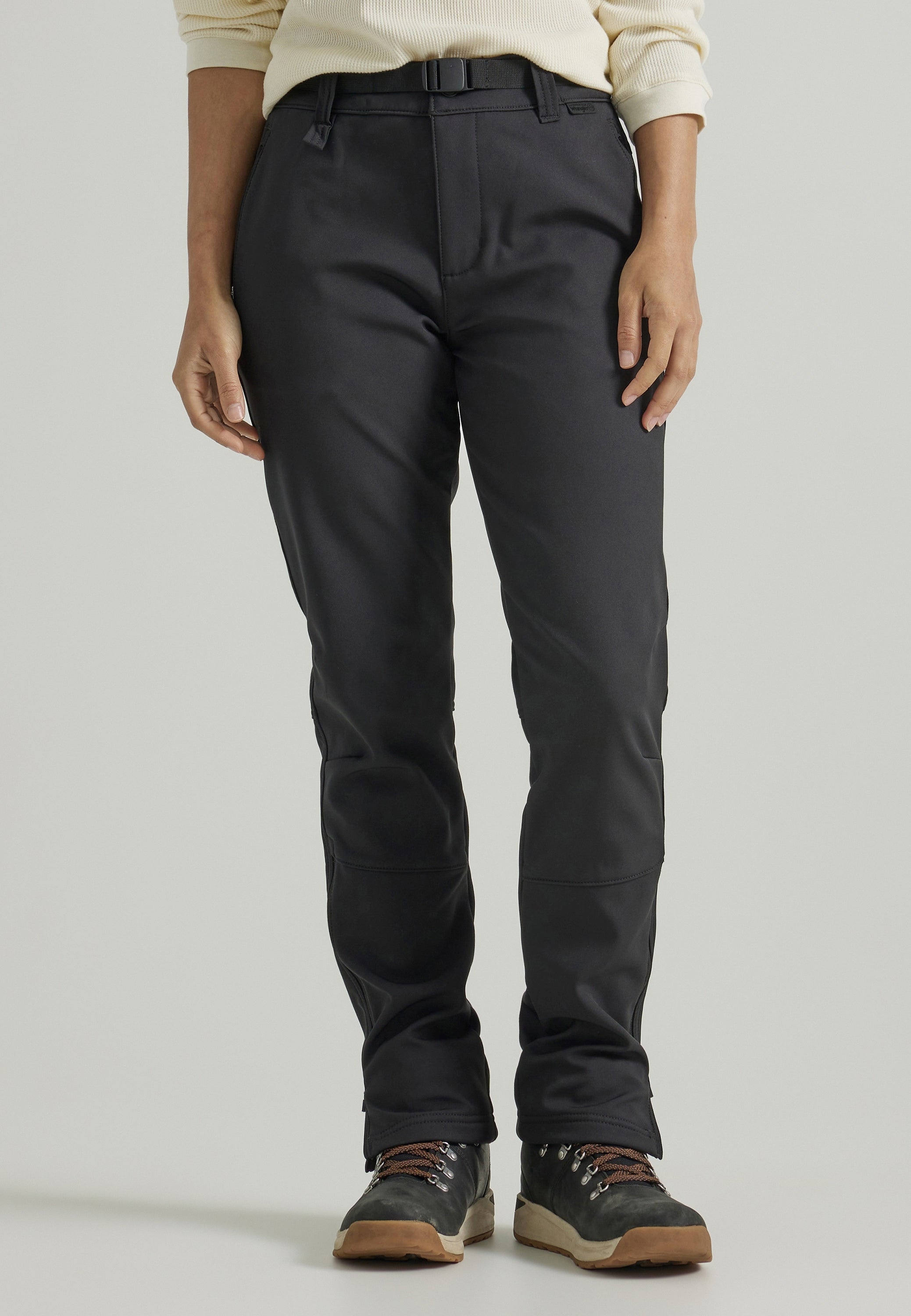 Pantalone Softshell in Jet Black Pantaloni Wrangler   