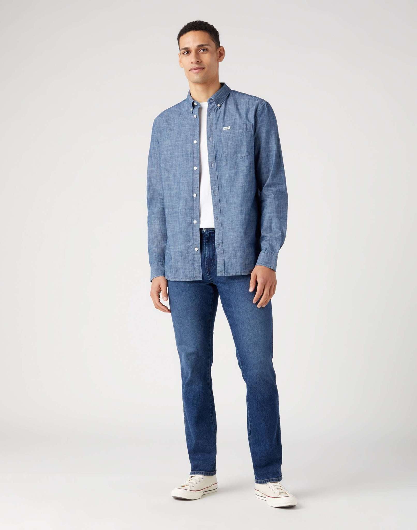 LS 1 Pocket Button Down Shirt in Dark Indigo Camicie Wrangler   