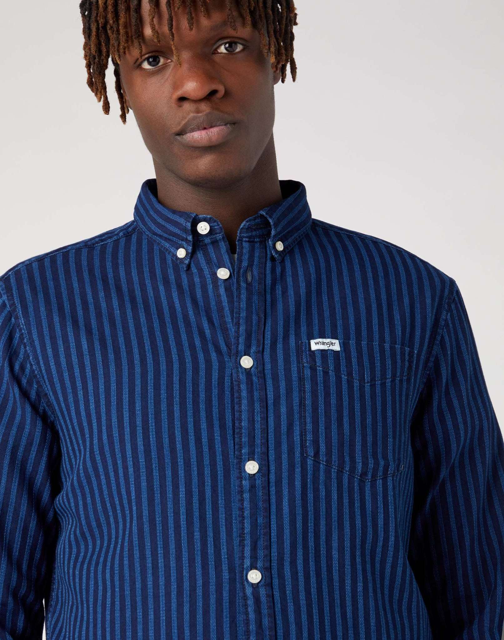 LS 1 Pocket Button Down Shirt in Mid Indigo Camicie Wrangler   