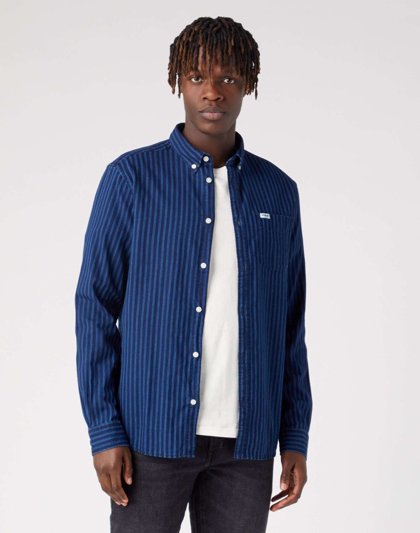 LS 1 Pocket Button Down Shirt in Mid Indigo Camicie Wrangler   