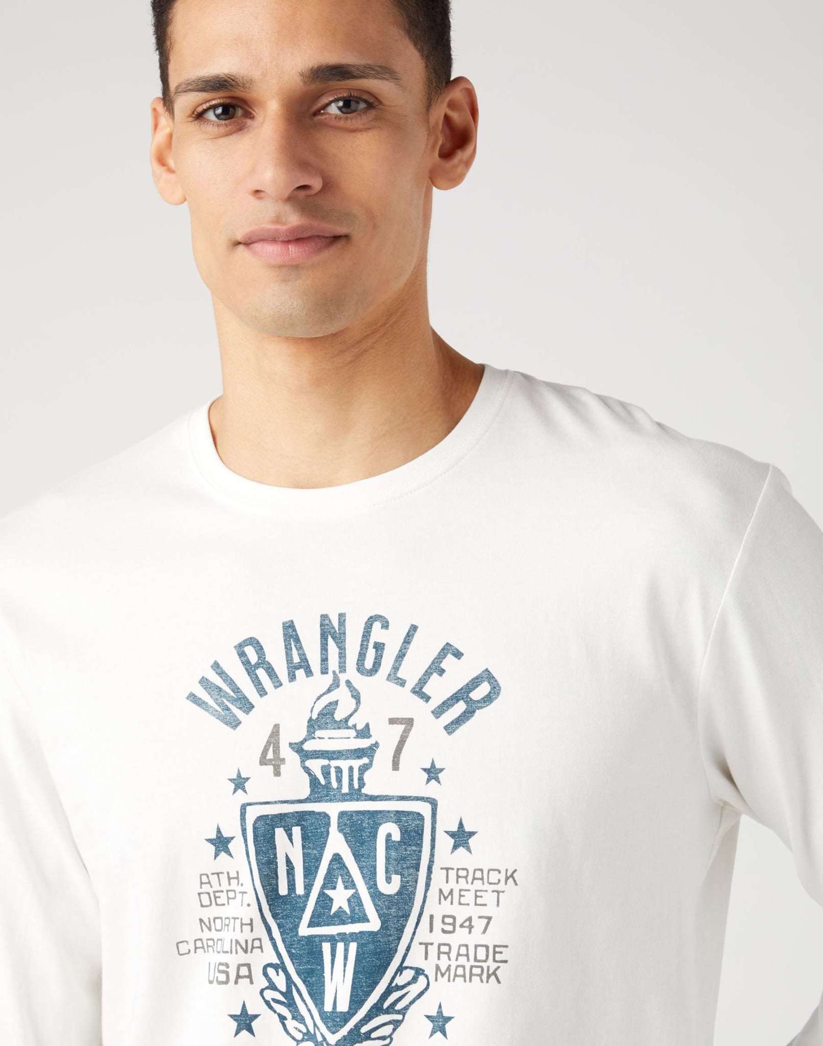 Americana Tee in Whisper White Maglioni Wrangler   