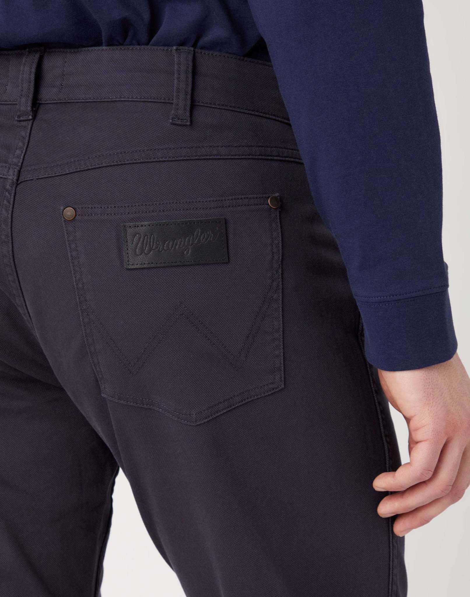 Greensboro in Pantaloni Navy Scuro Wrangler   