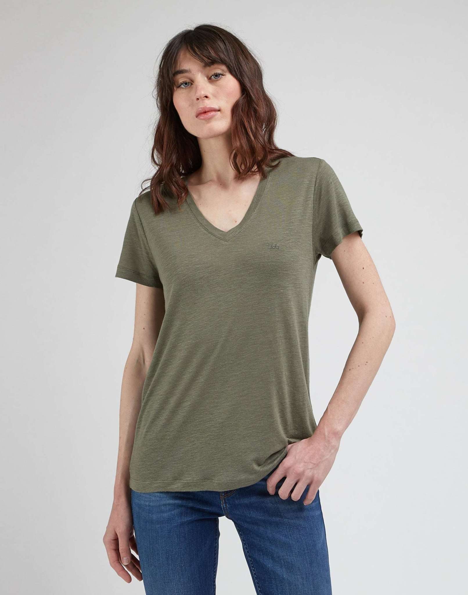 T-shirt con scollo a V in Oliveto Lee   