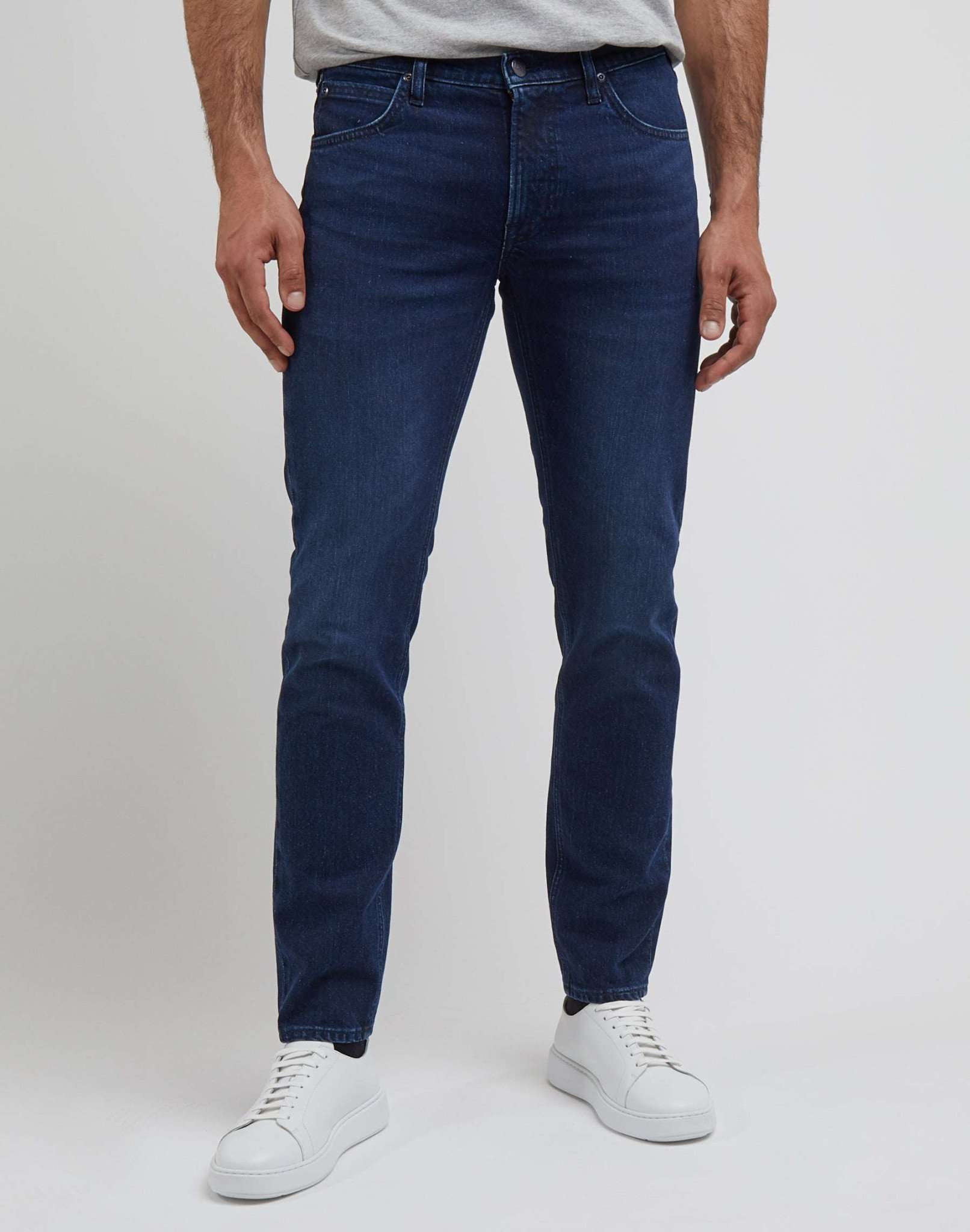 Daren Zip Fly in jeans Nocturne Lee   