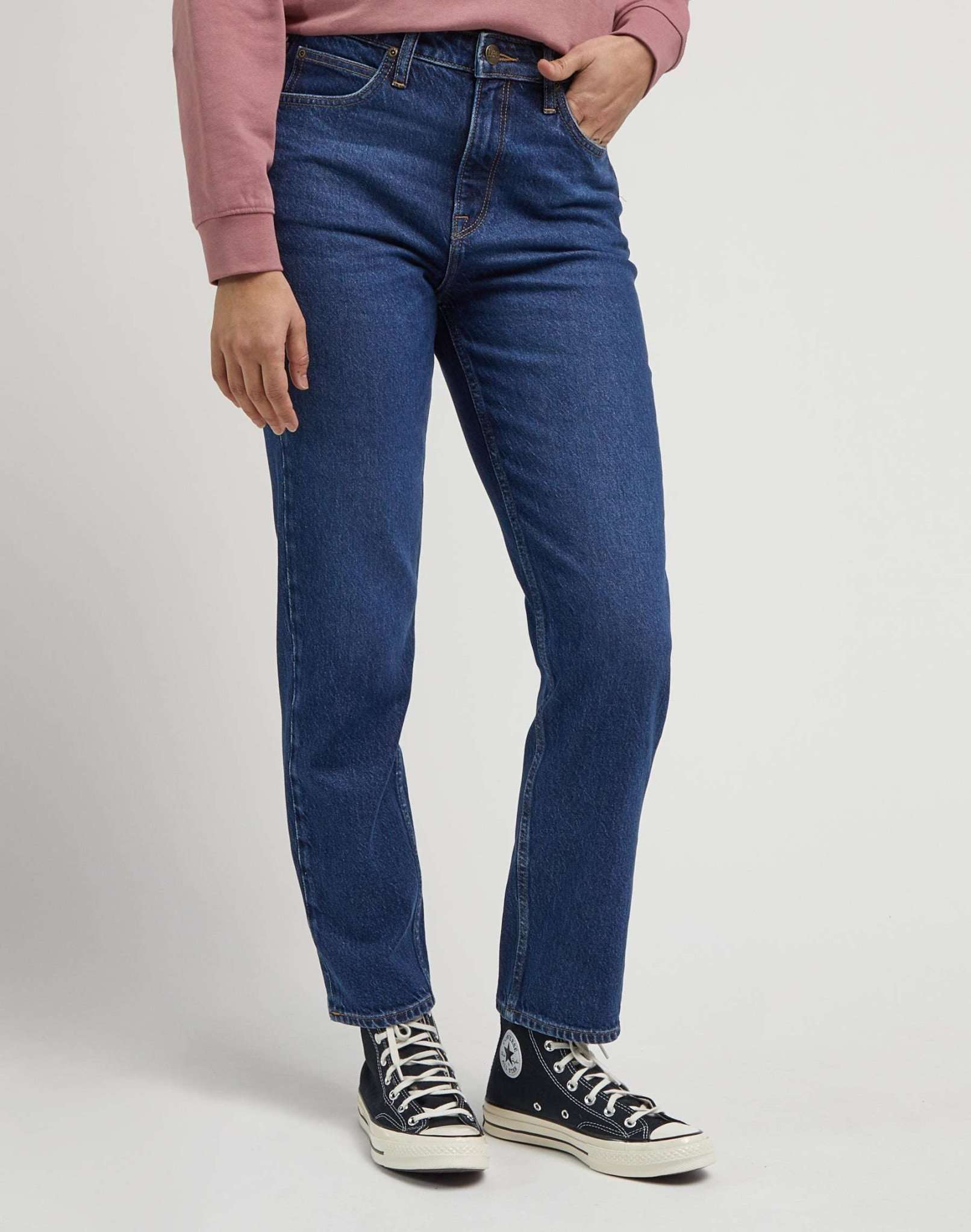 Carol in jeans blu Nostalgia Lee   