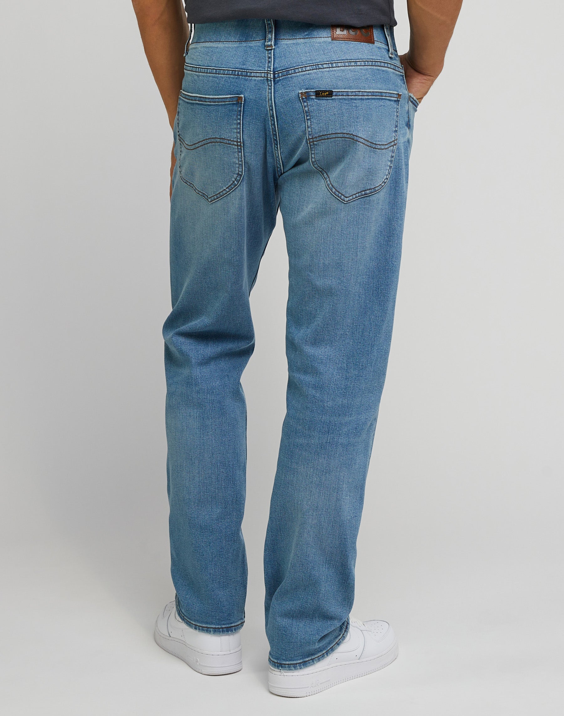 Jeans dritti MVP in Naromatic Lee   