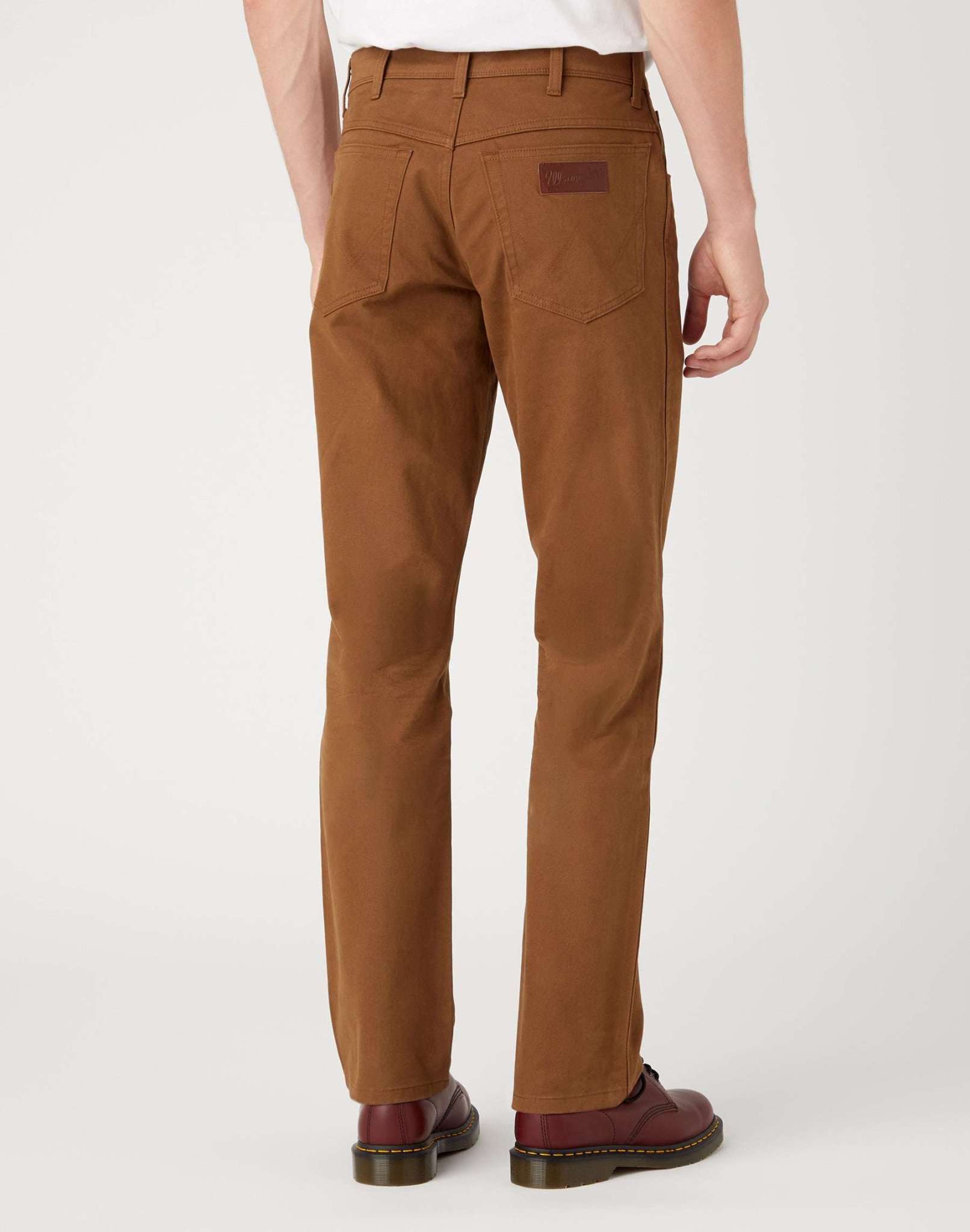 Pantaloni Texas Slim in Saddle Brown Wrangler   