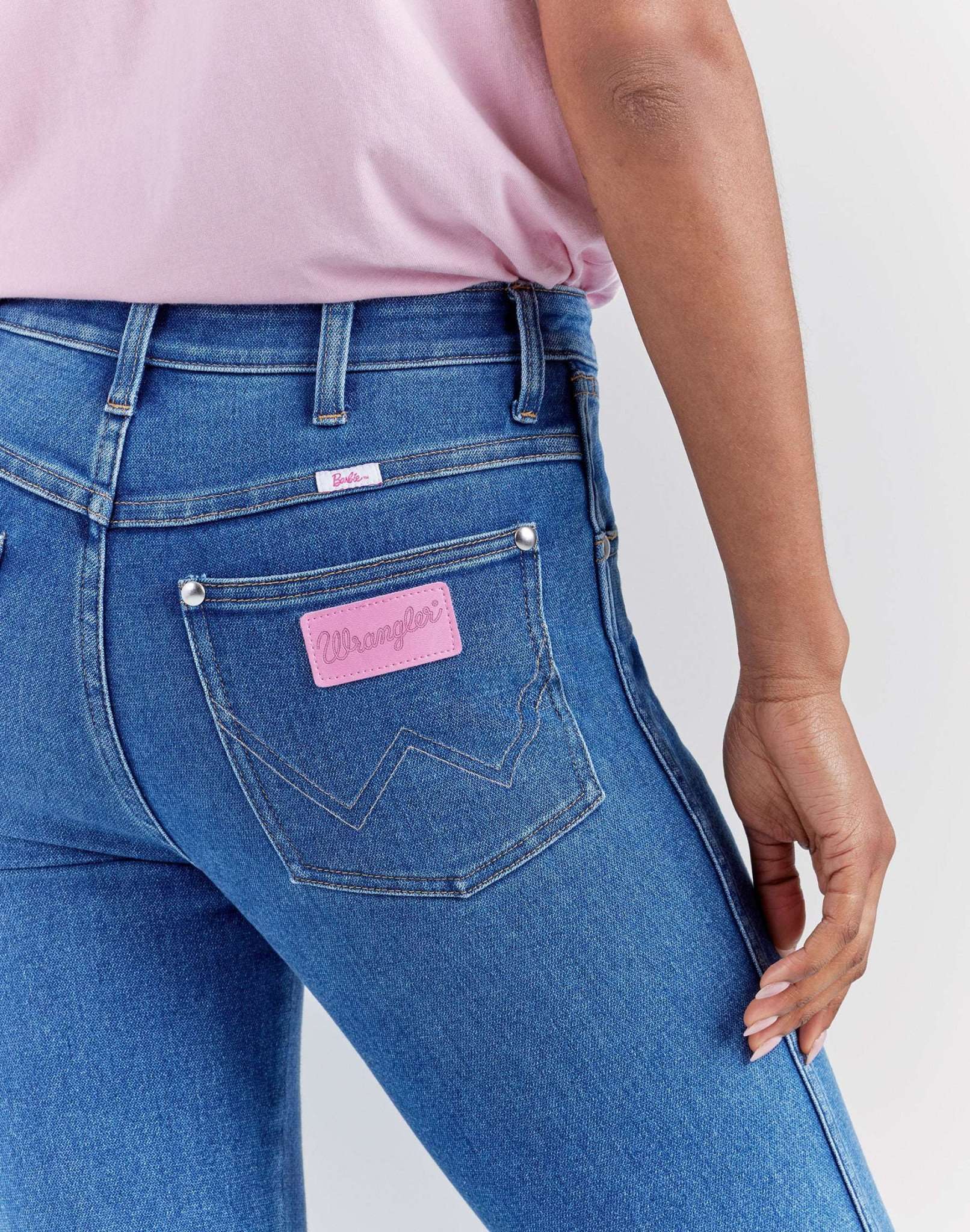 Wrangler X Barbie™ - Westward in jeans blu Wrangler Wrangler   