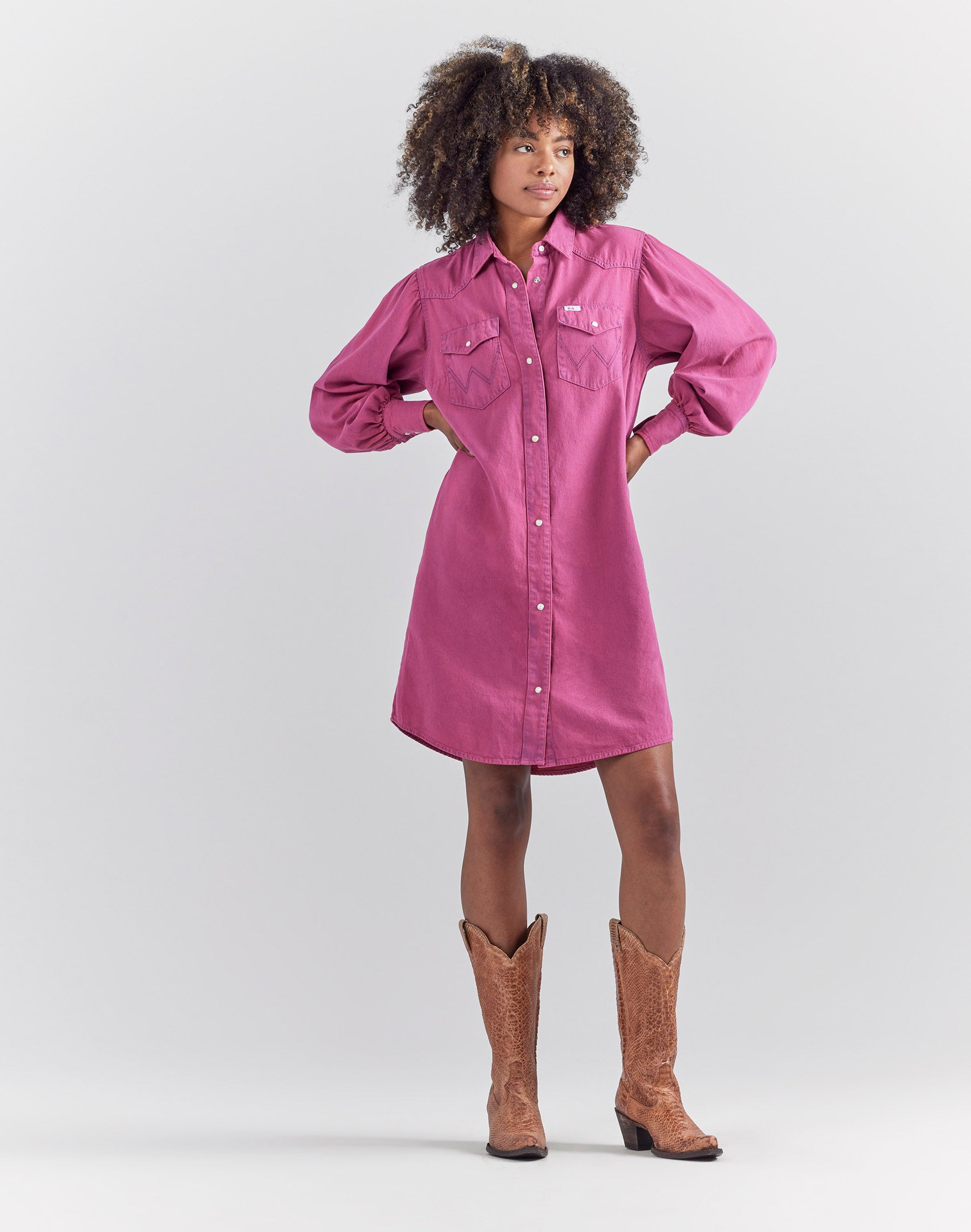 Wrangler X Barbie™ - Vestito a camicia in rosa sognante Wrangler   