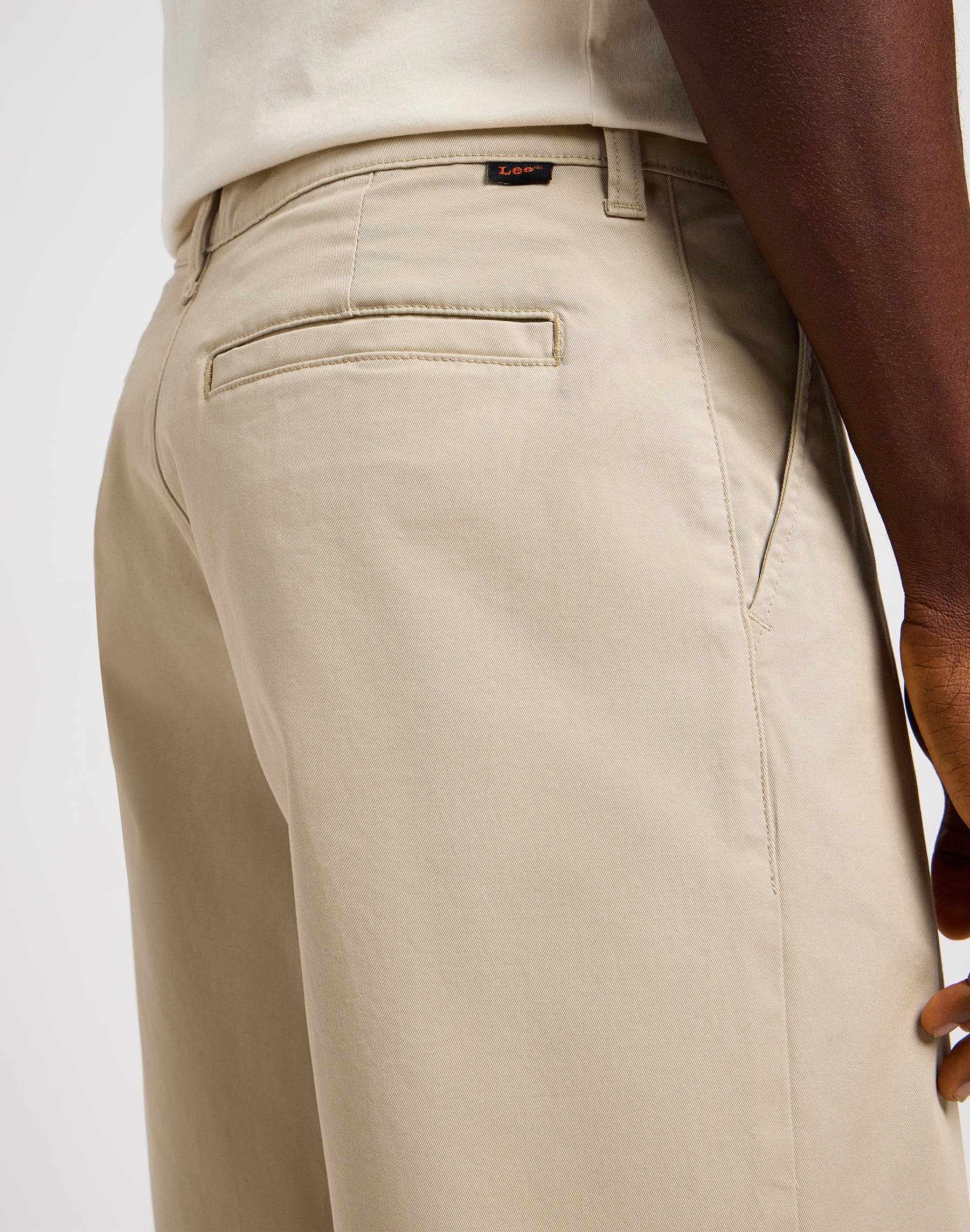 Pantaloncini chino rilassati in stone shorts Lee   