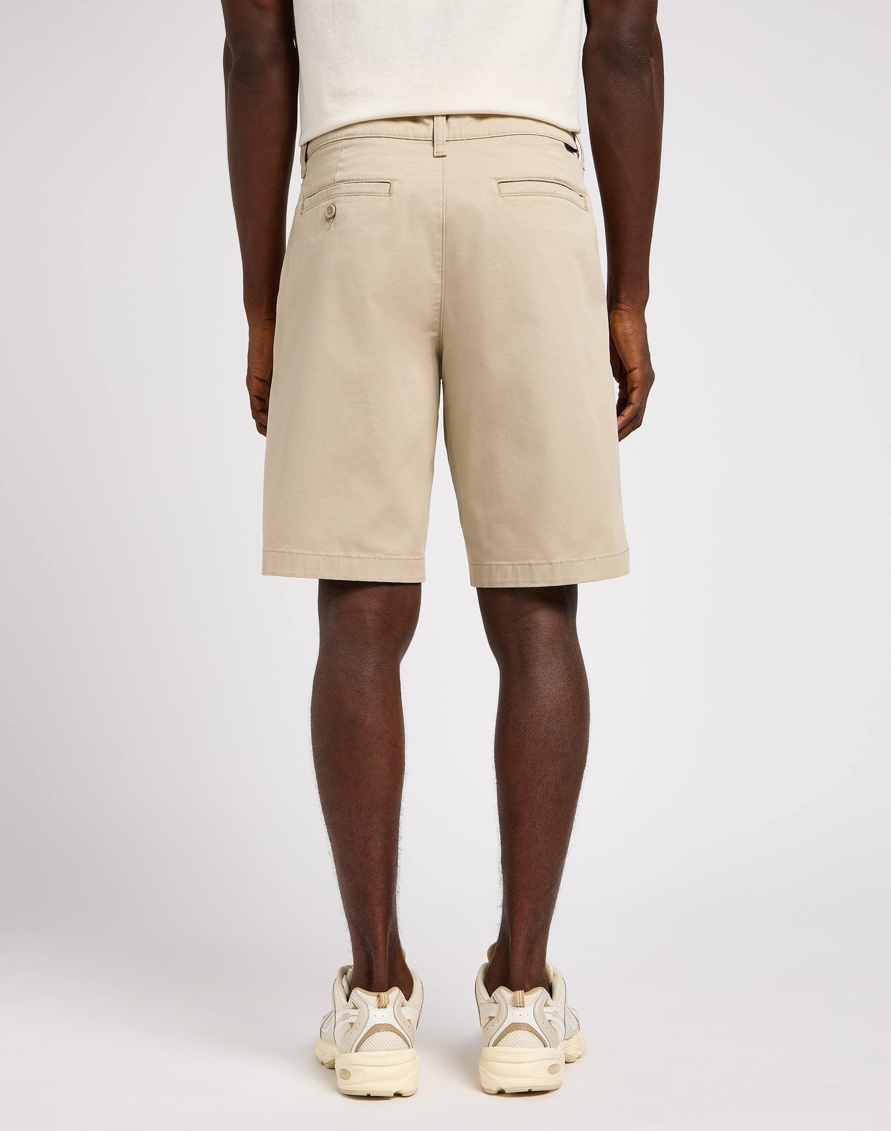 Pantaloncini chino rilassati in stone shorts Lee   