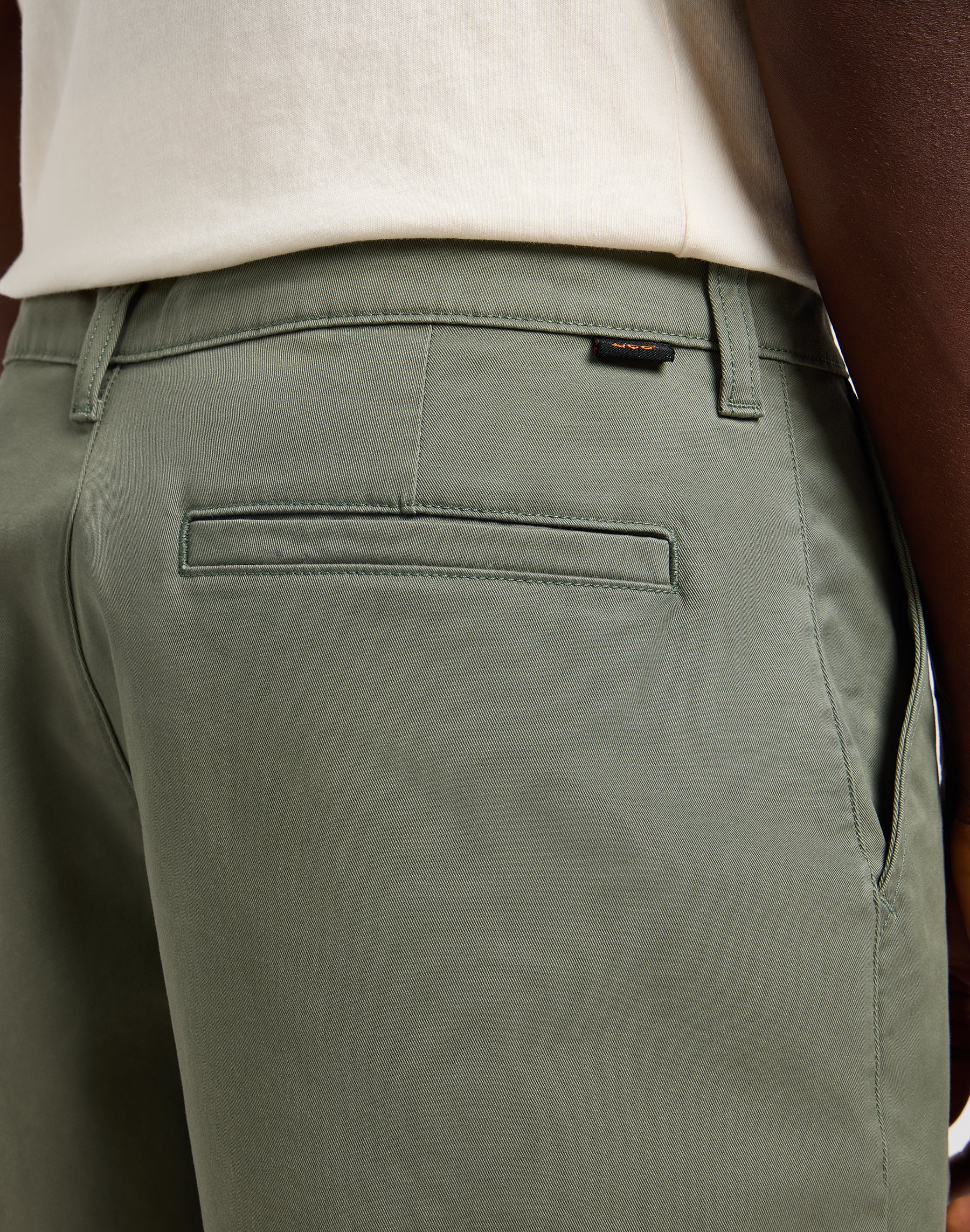 Pantaloncini chino rilassati in oliva Grove Shorts Lee   