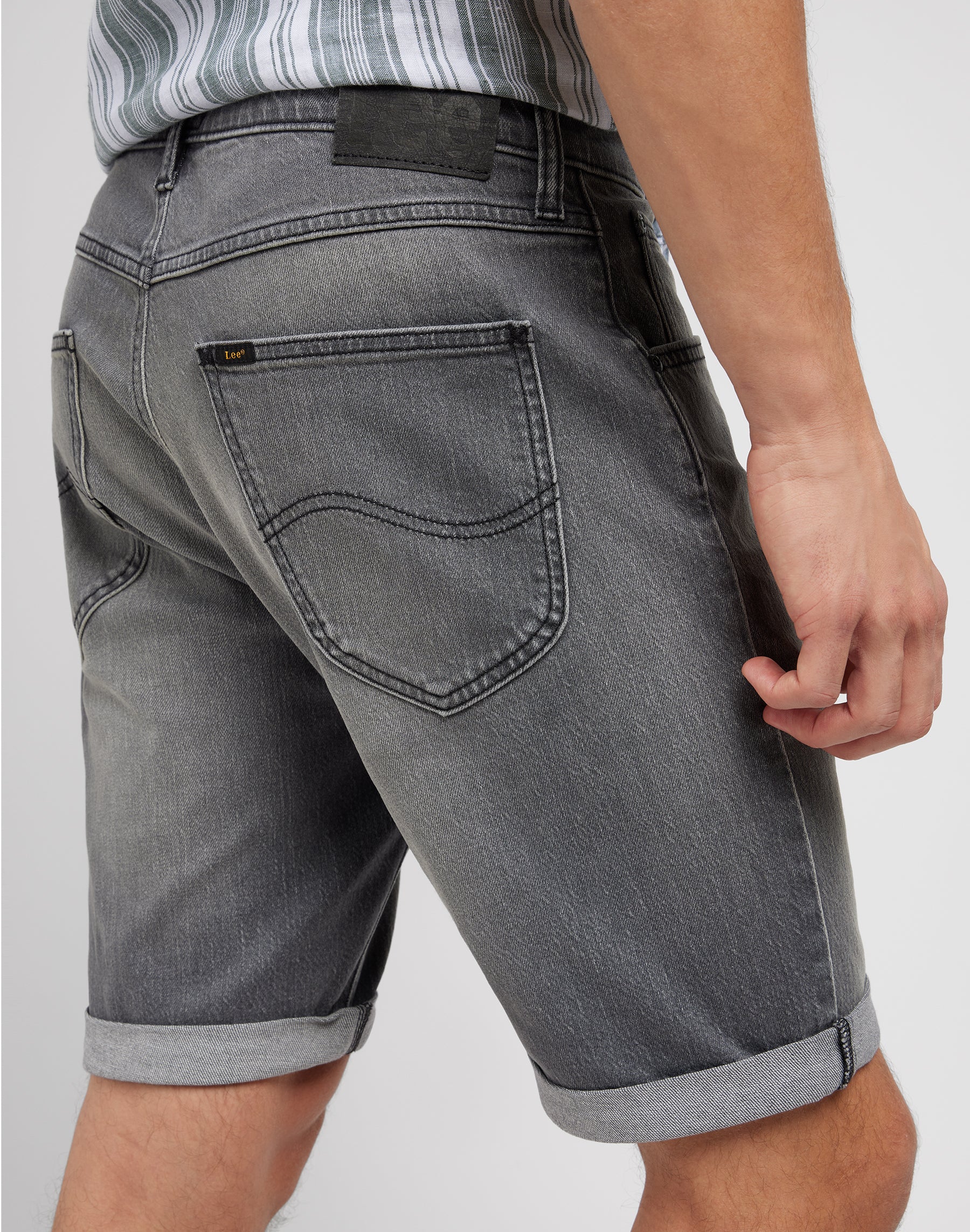 Pantaloncini 5 tasche in denim grigio lavato Lee   