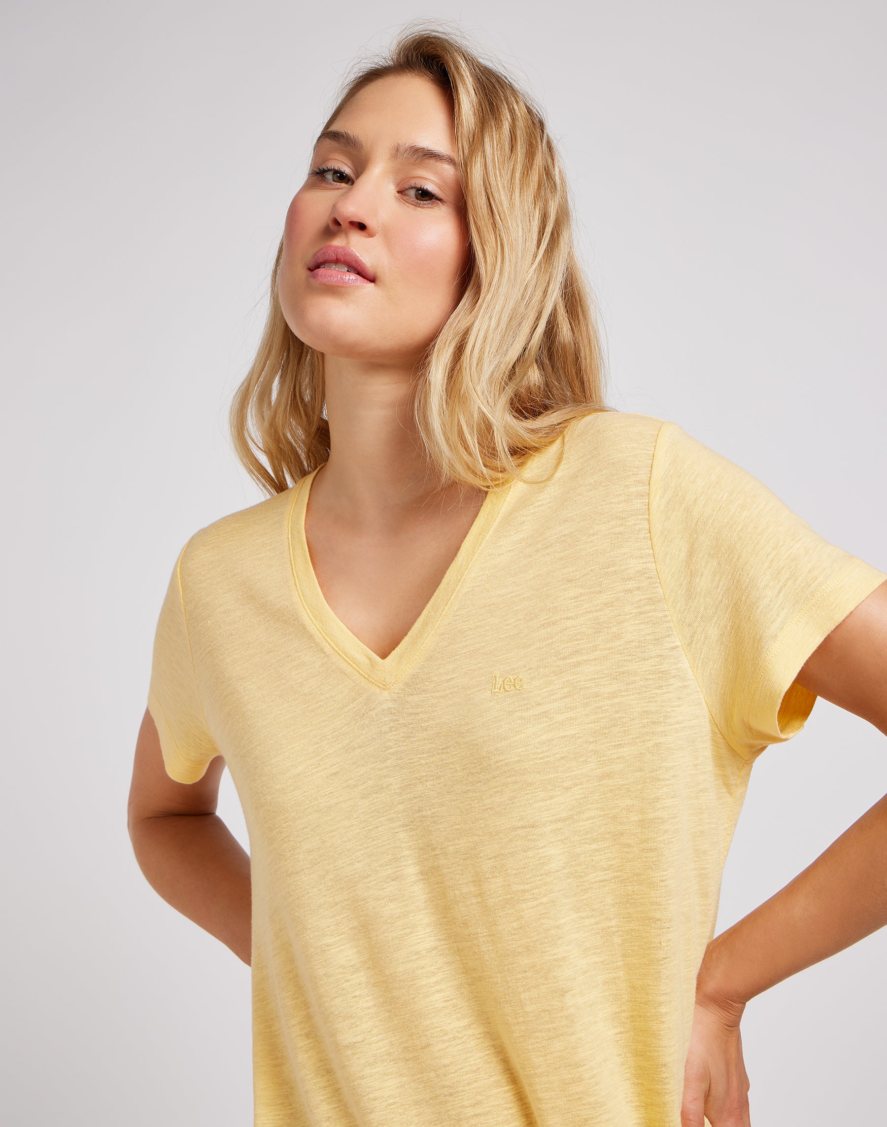 Maglietta con scollo a V in Vermeil T-Shirts Lee   