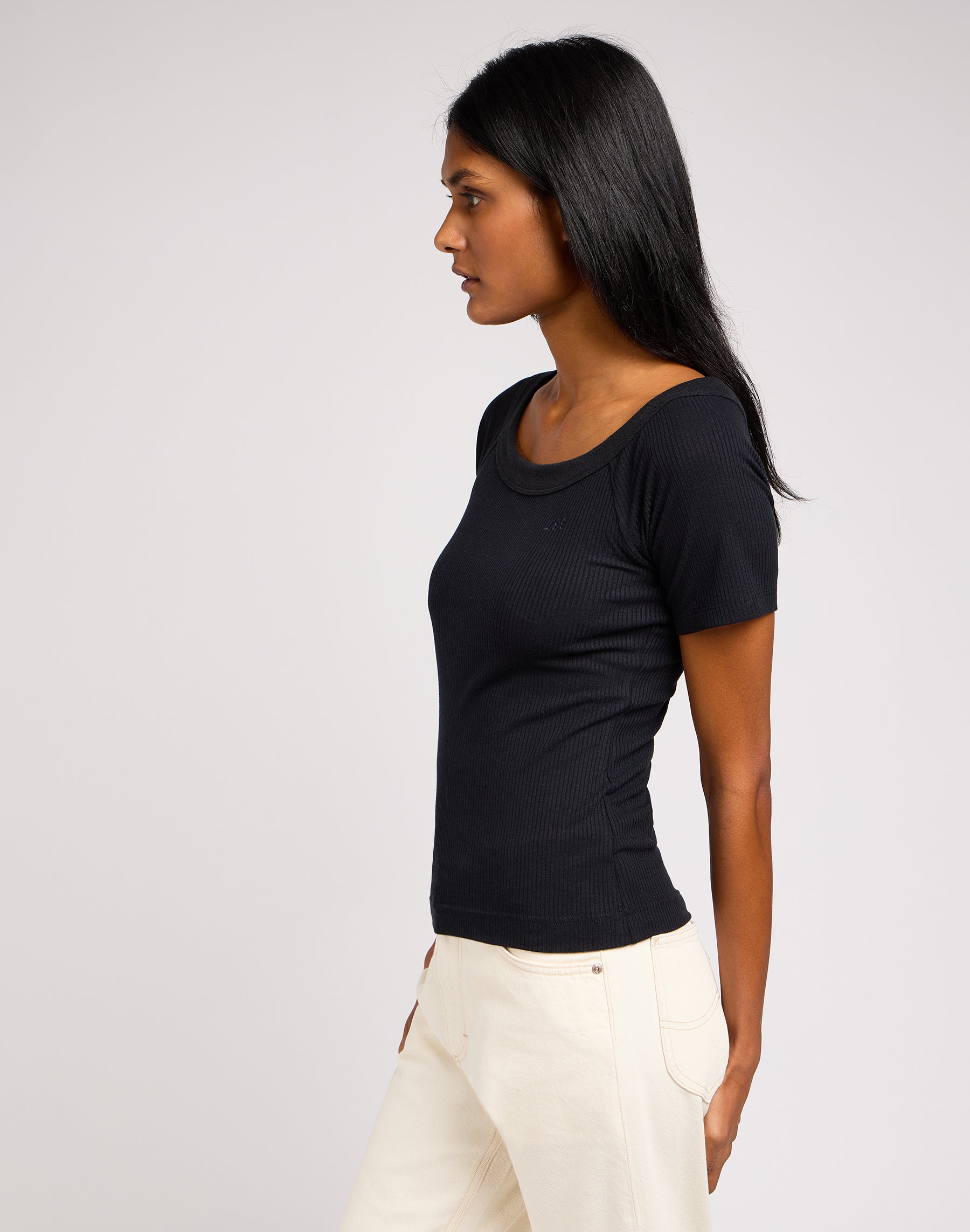 T-shirt Off The Shoulder Rib in Unionall Blk Lee   