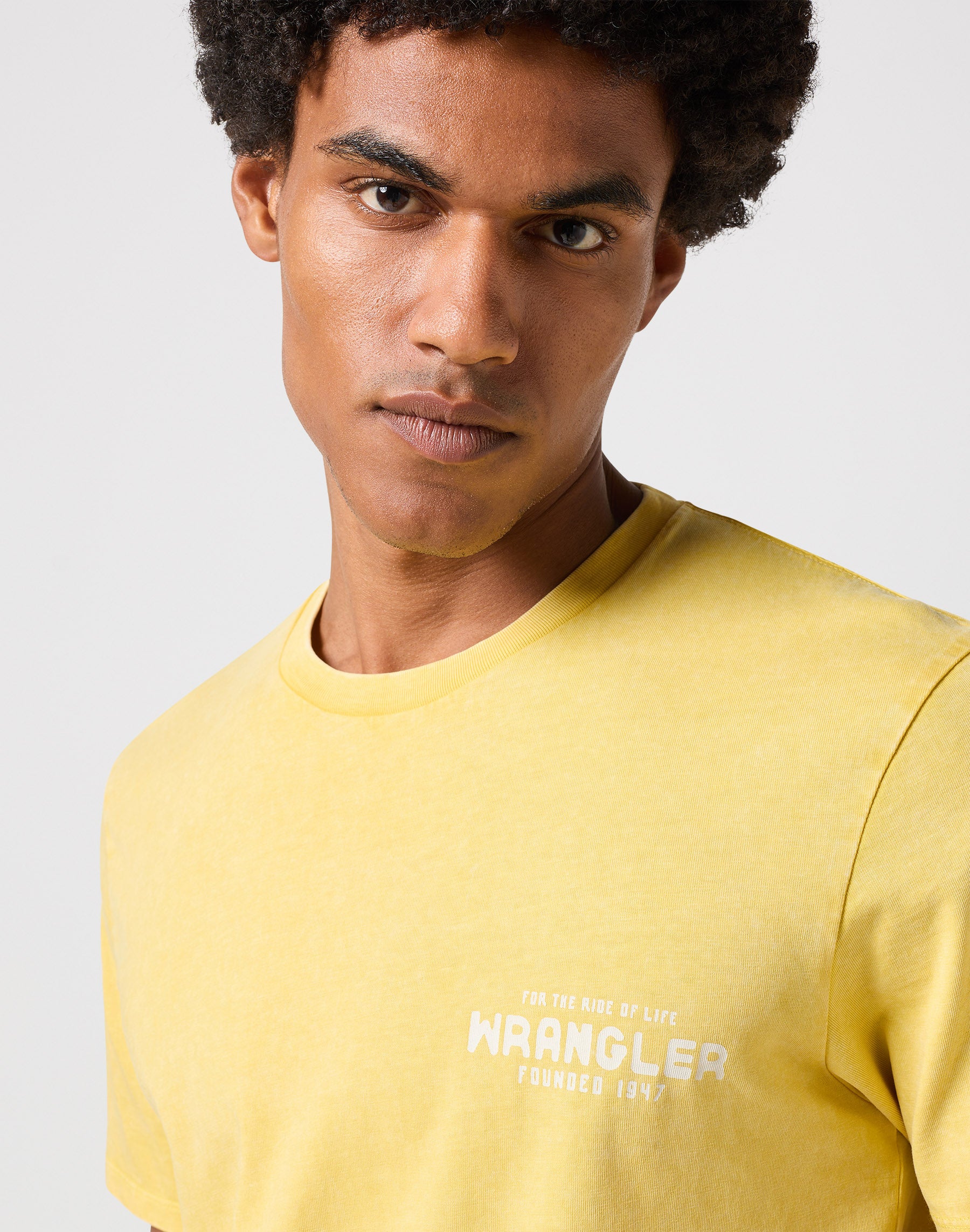 Maglietta grafica in giallo varsity Magliette Wrangler   