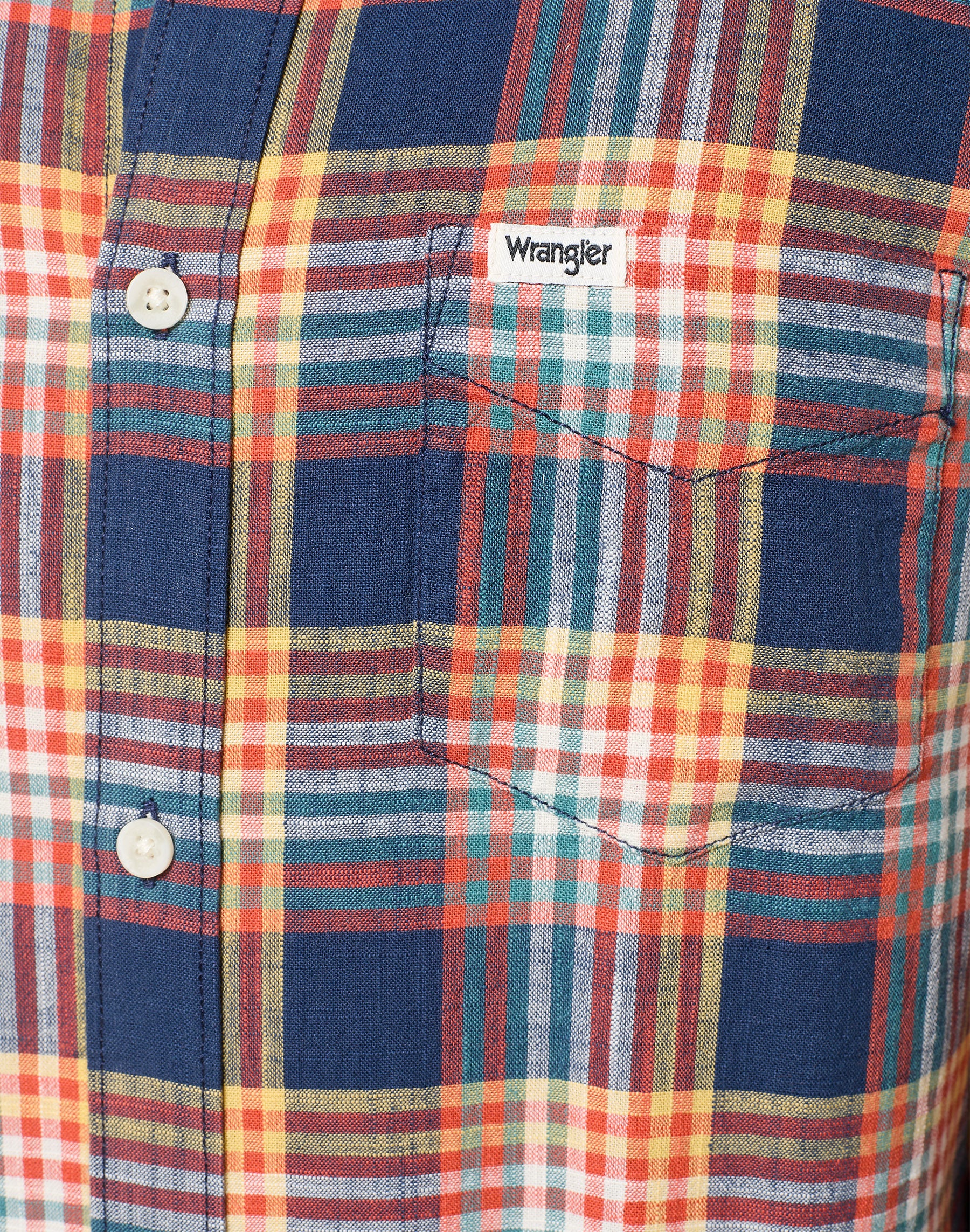 Camicia a maniche lunghe con un taschino in camicie Wrangler, colore blu.   