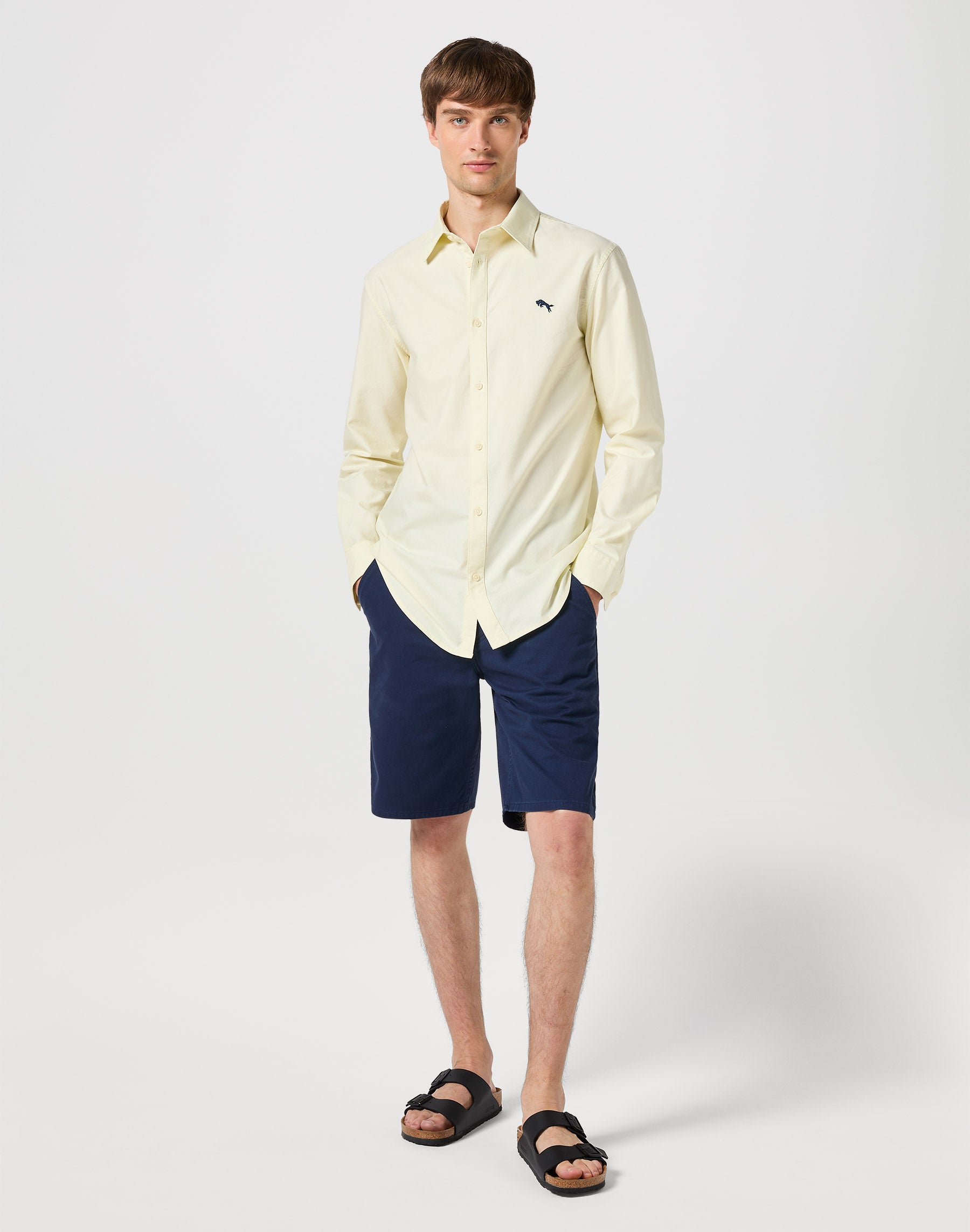 Pantaloncini Casey Chino in nero Iris Shorts Wrangler   