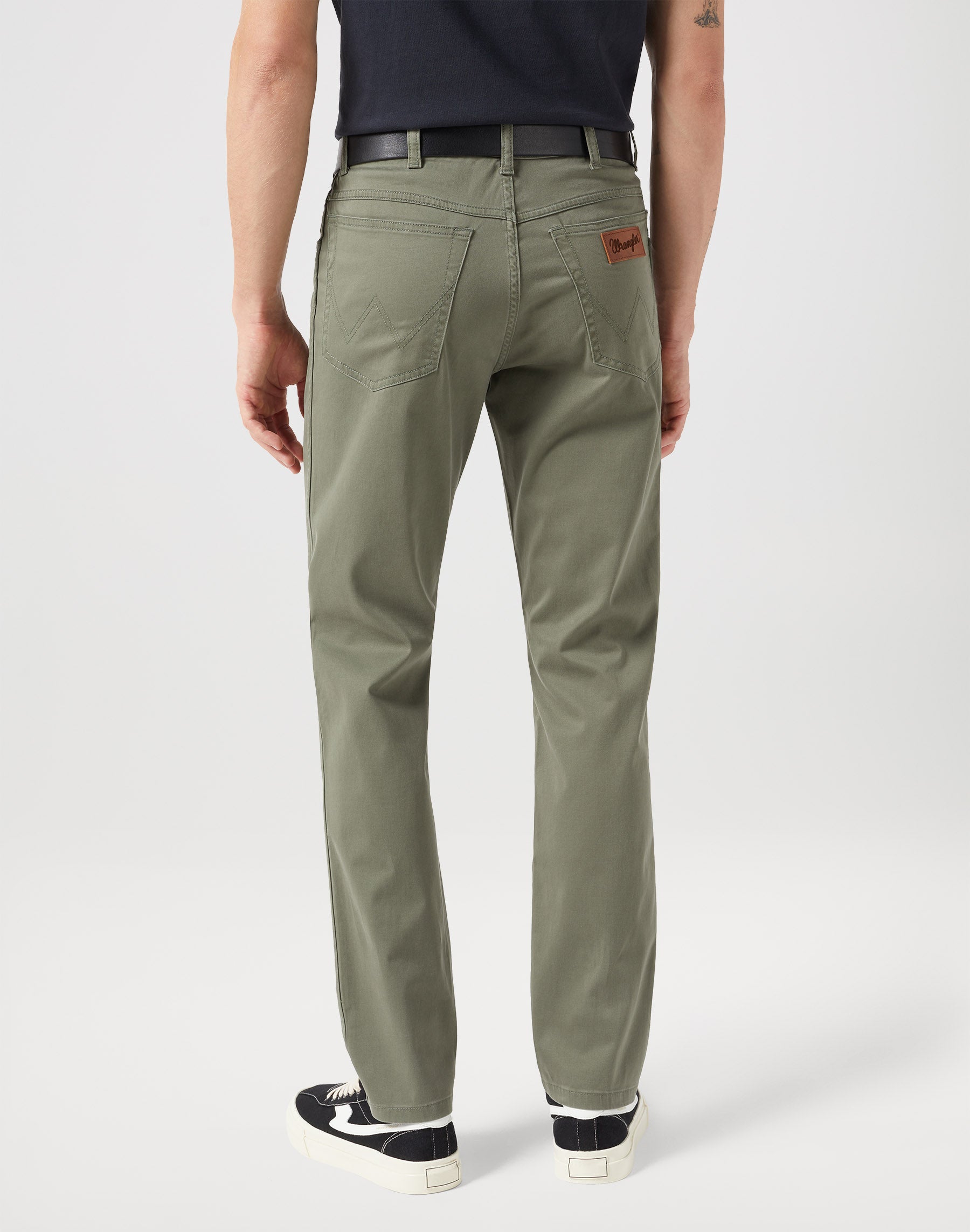 Pantaloni Texas Slim Low Stretch in Dusty Olive Wrangler   