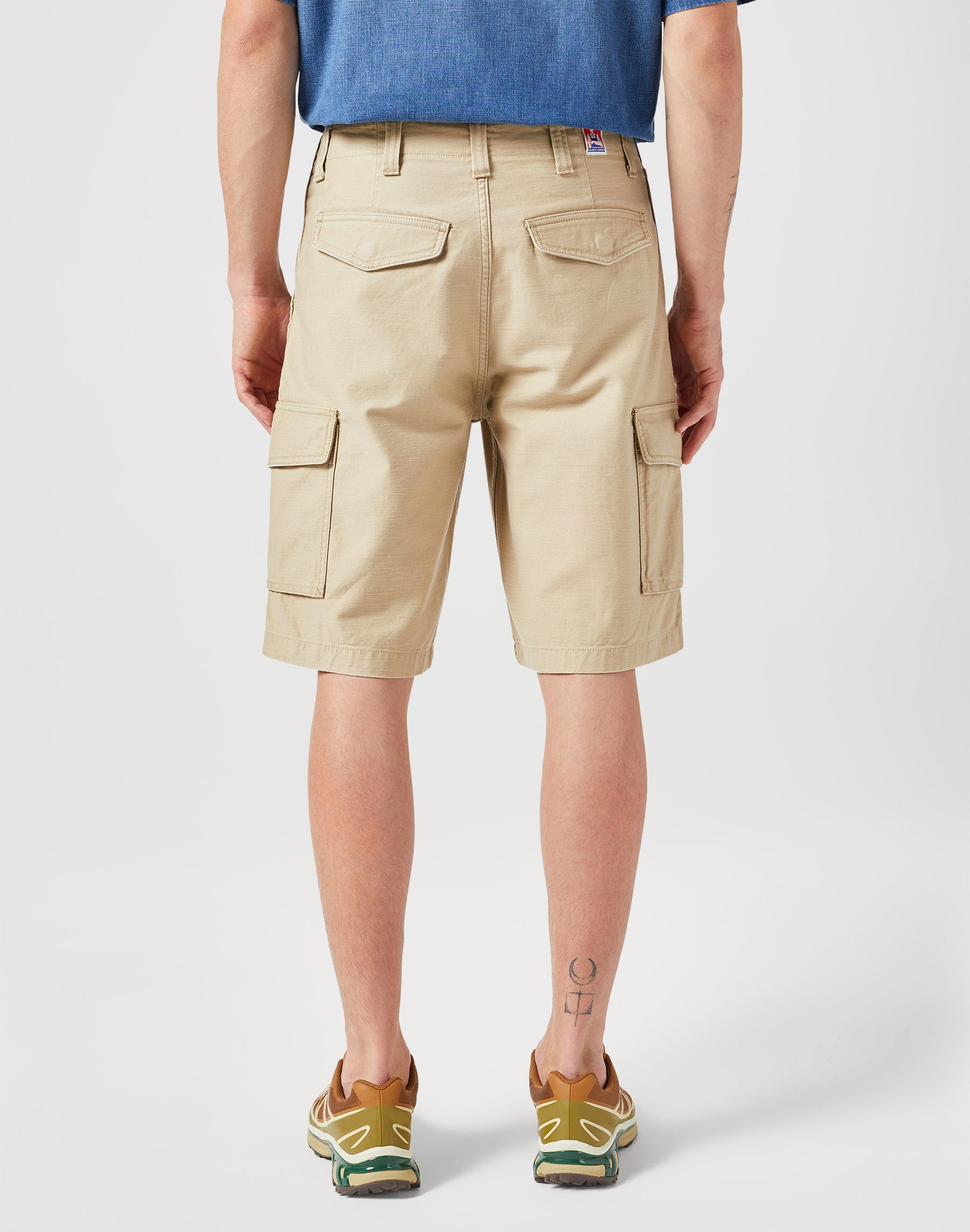 Pantaloncini Casey Cargo in Saddle Shorts Wrangler   