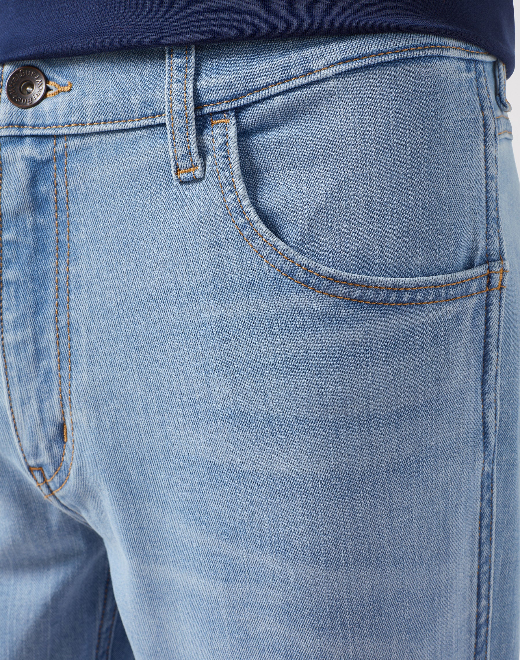 Jeans Wrangler Desert Oasis dal taglio regolare   