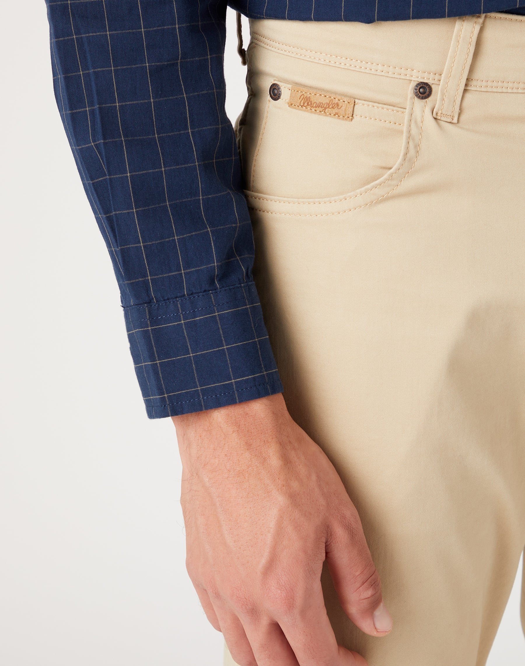 Pantaloni Texas Low Stretch in Plaza Taupe Wrangler   