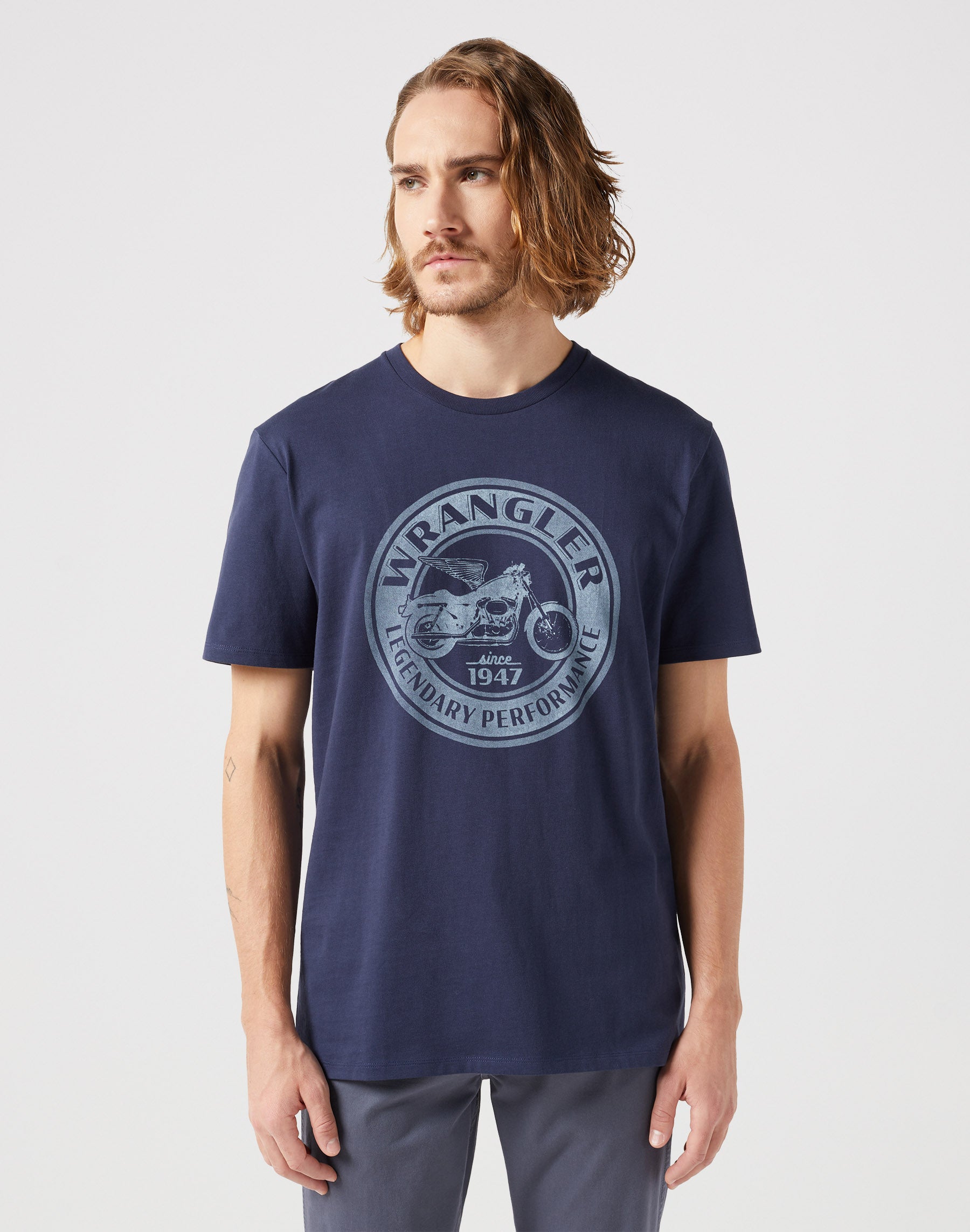 Americana Tee in Navy Magliette Wrangler   