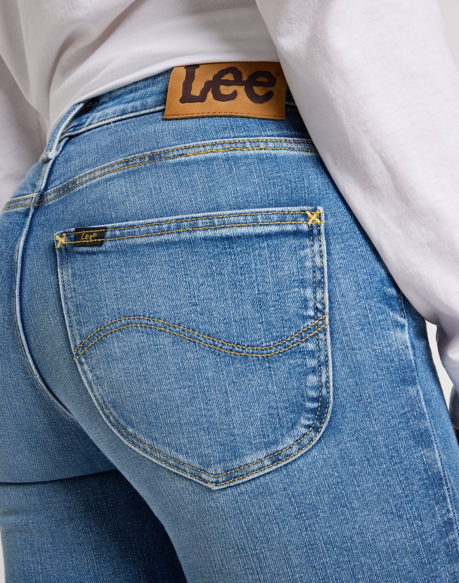 Elly in jeans Holding Back Lee   