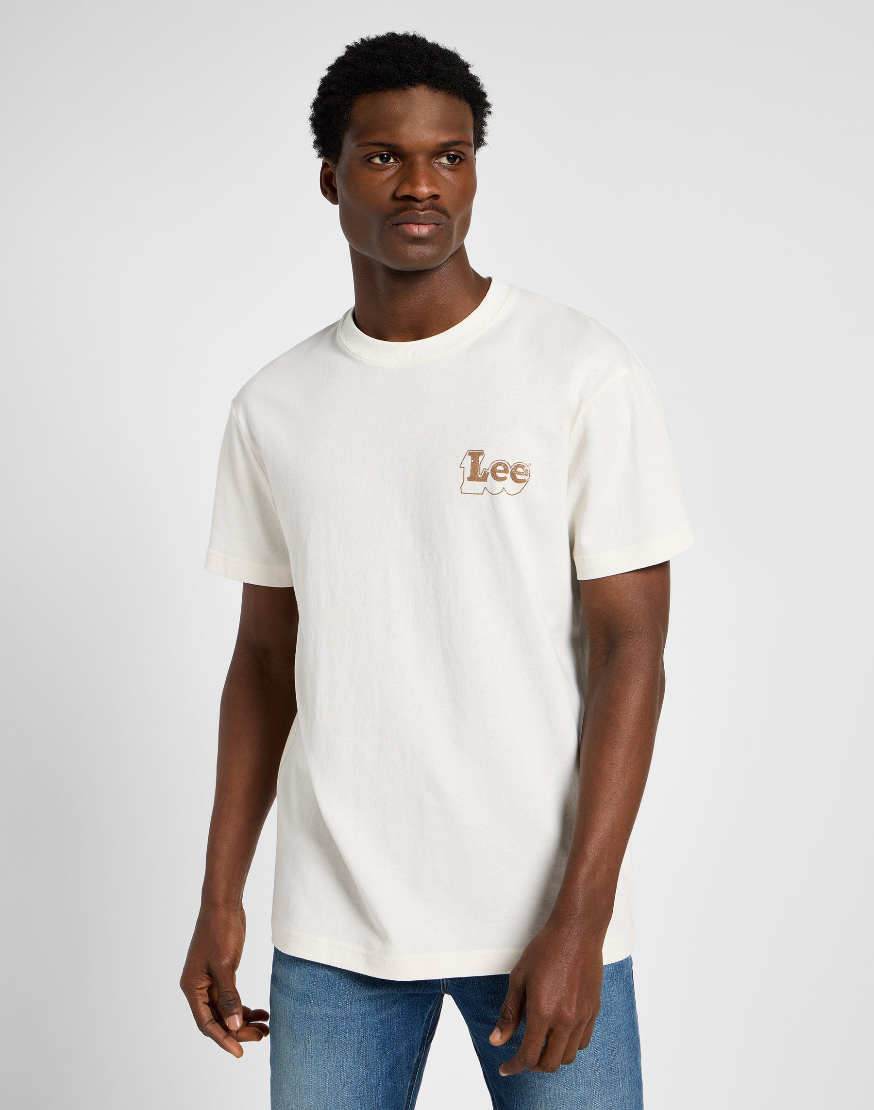 T-shirt Subtle Relaxed Tee in ecru T-shirt Lee   