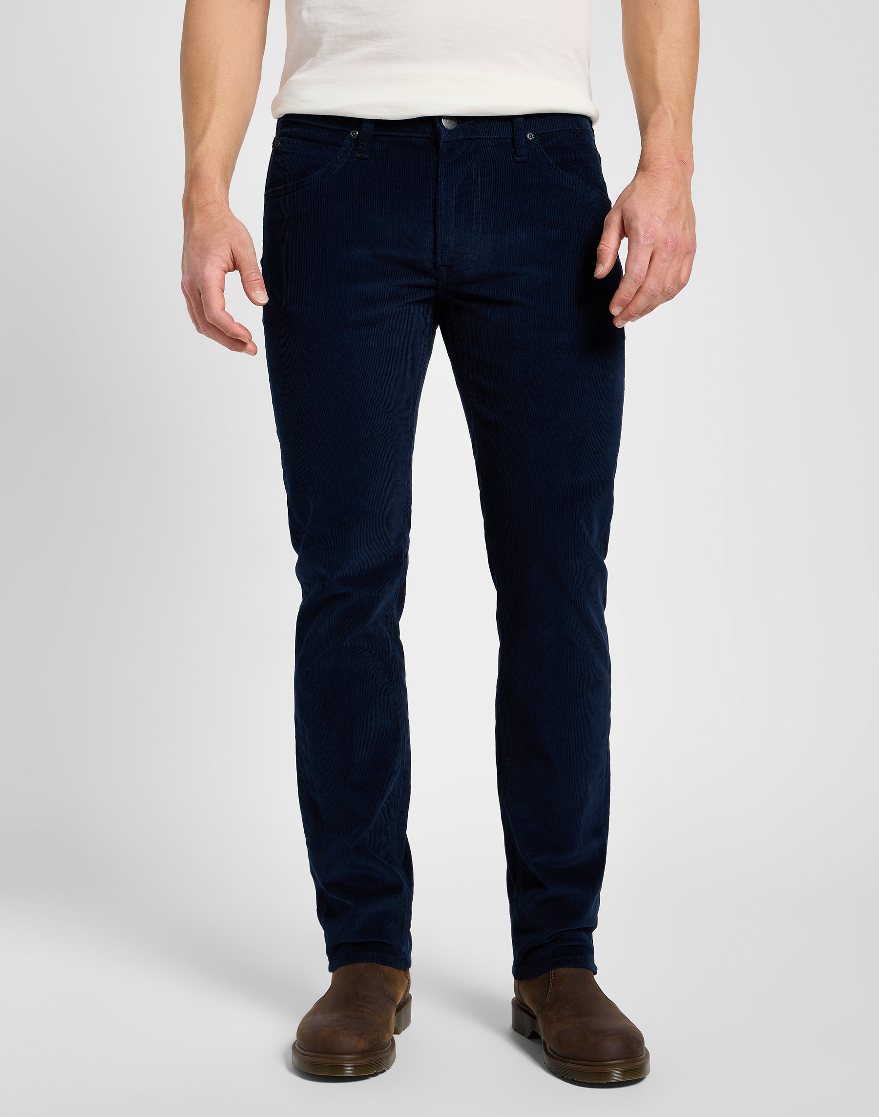 Pantaloni Daren Zip Fly in Rivet Navy Lee   