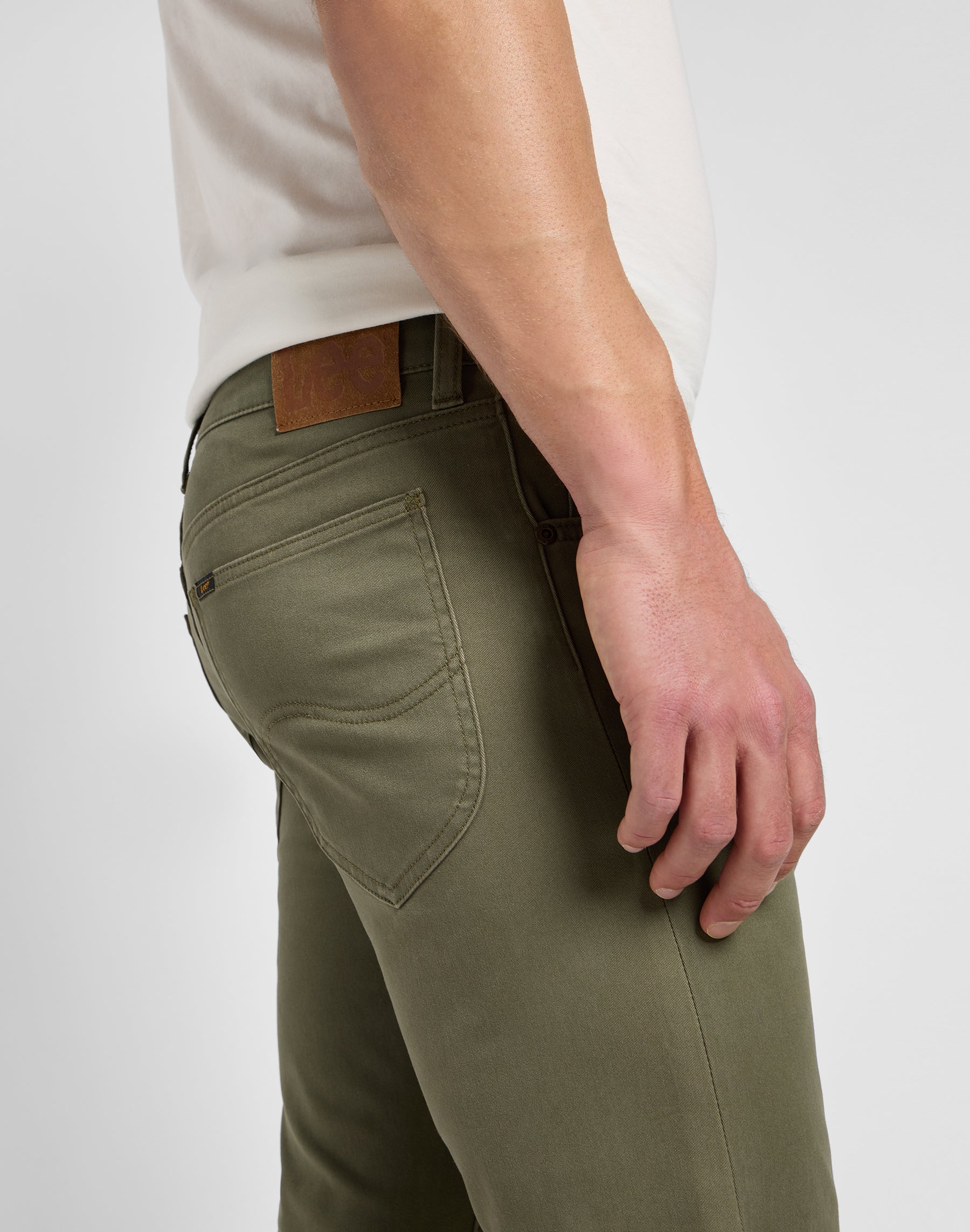 Pantaloni Daren Zip Fly in verde Mercantile Lee   