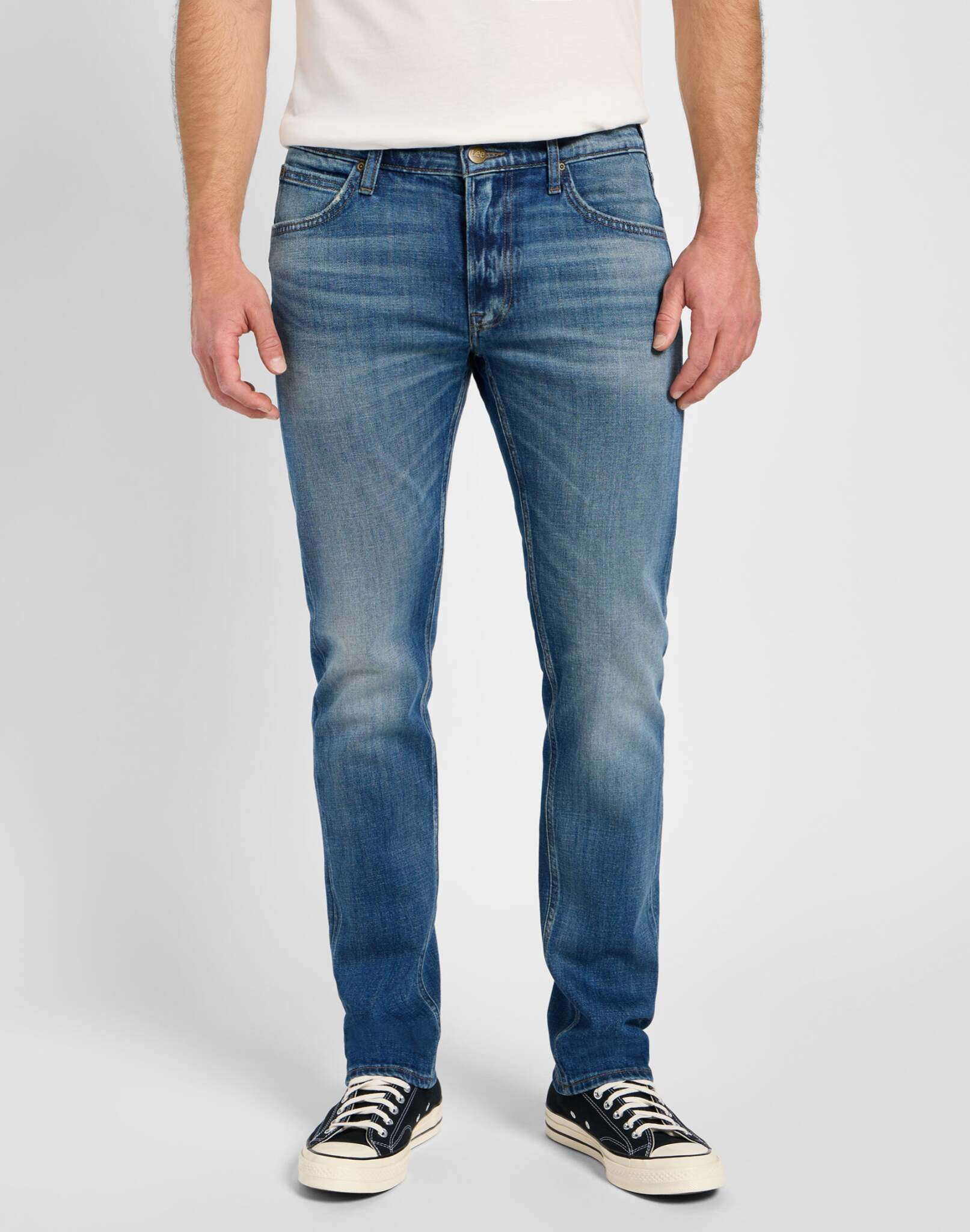 Daren Zip Fly in jeans Rising Tide Lee   