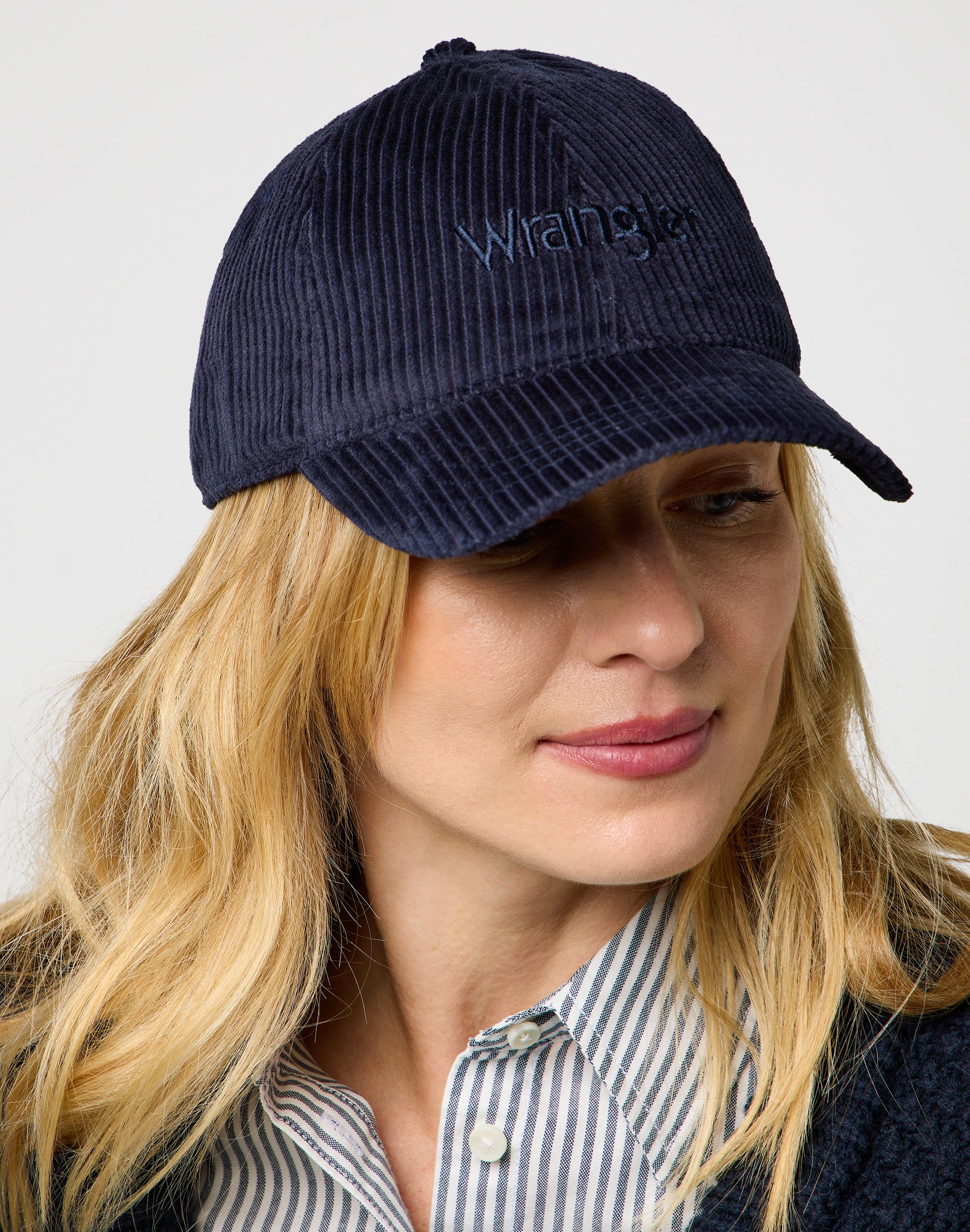 Cappello in velluto a coste con cappuccio Wrangler in blu scuro