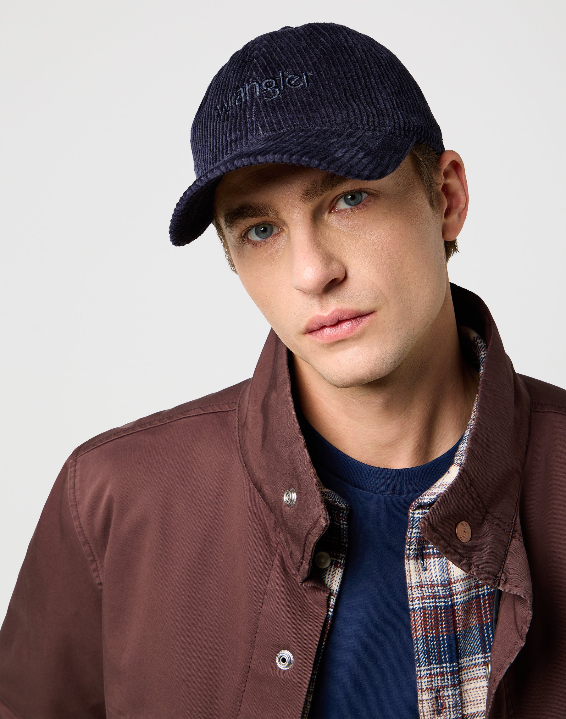 Cappello in velluto a coste con cappuccio Wrangler in blu scuro