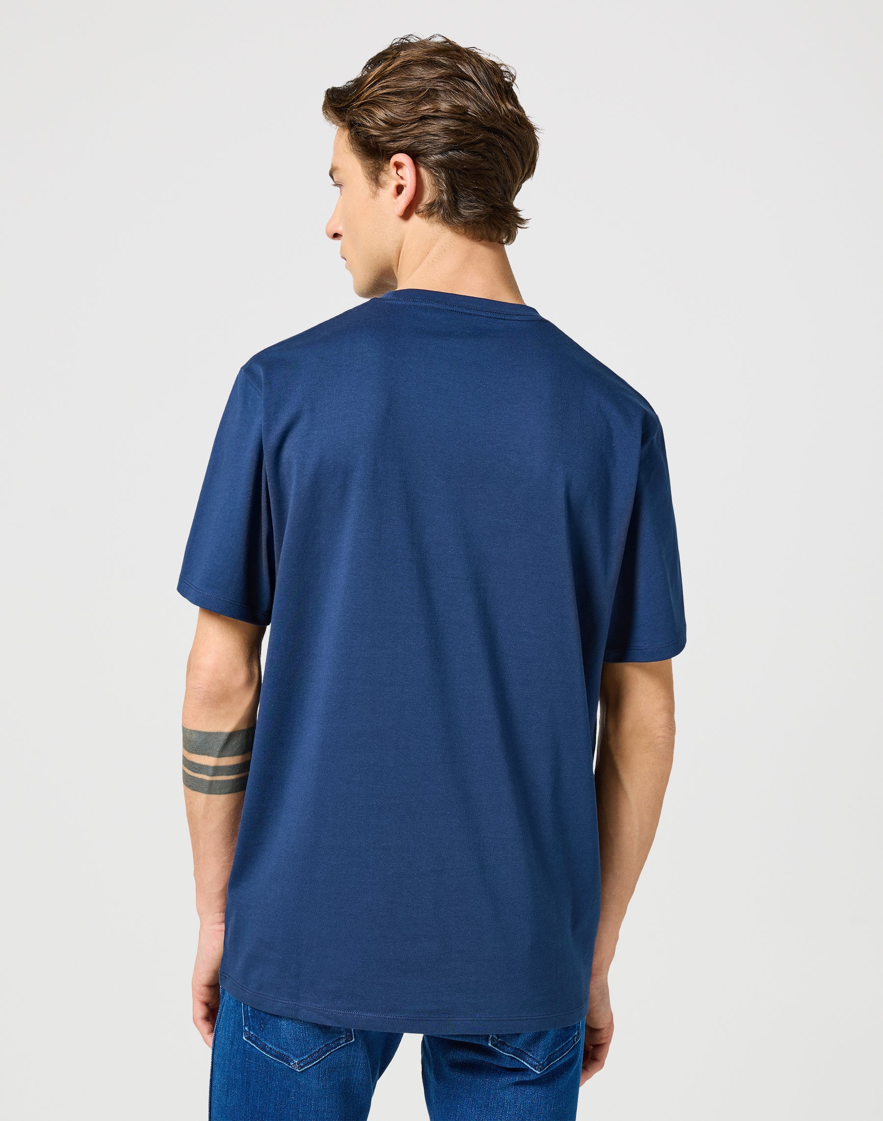 Americana Tee in Navy Magliette Wrangler   