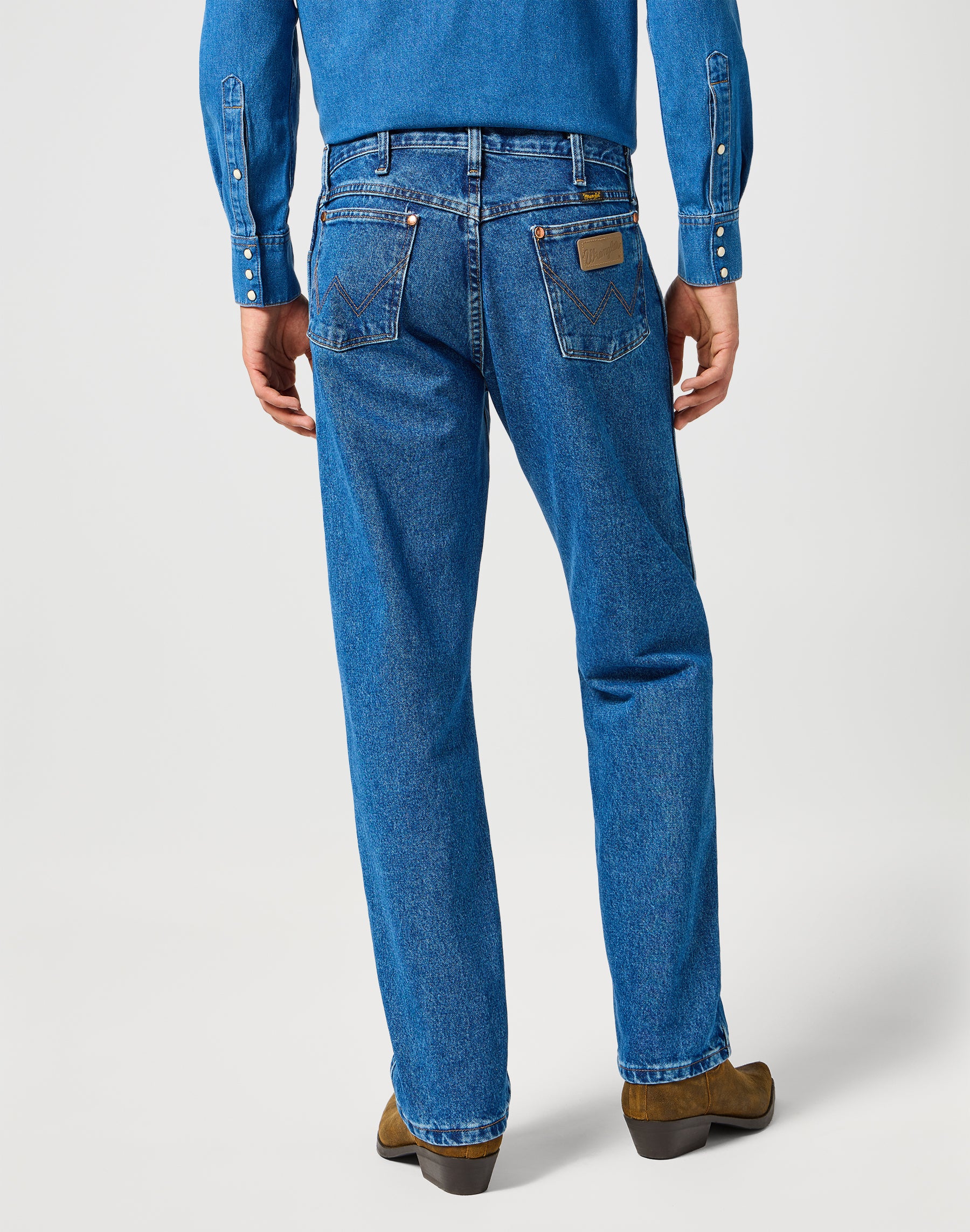 13MWZ in jeans lavati a pietra Wrangler   