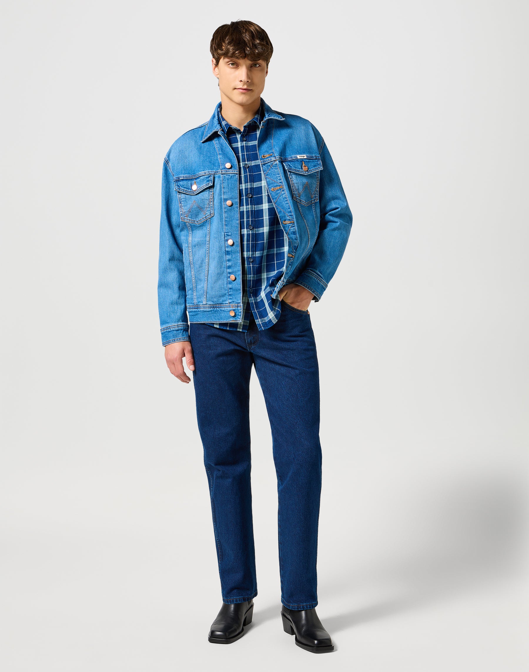 13MWZ in pietra scura Jeans Wrangler   