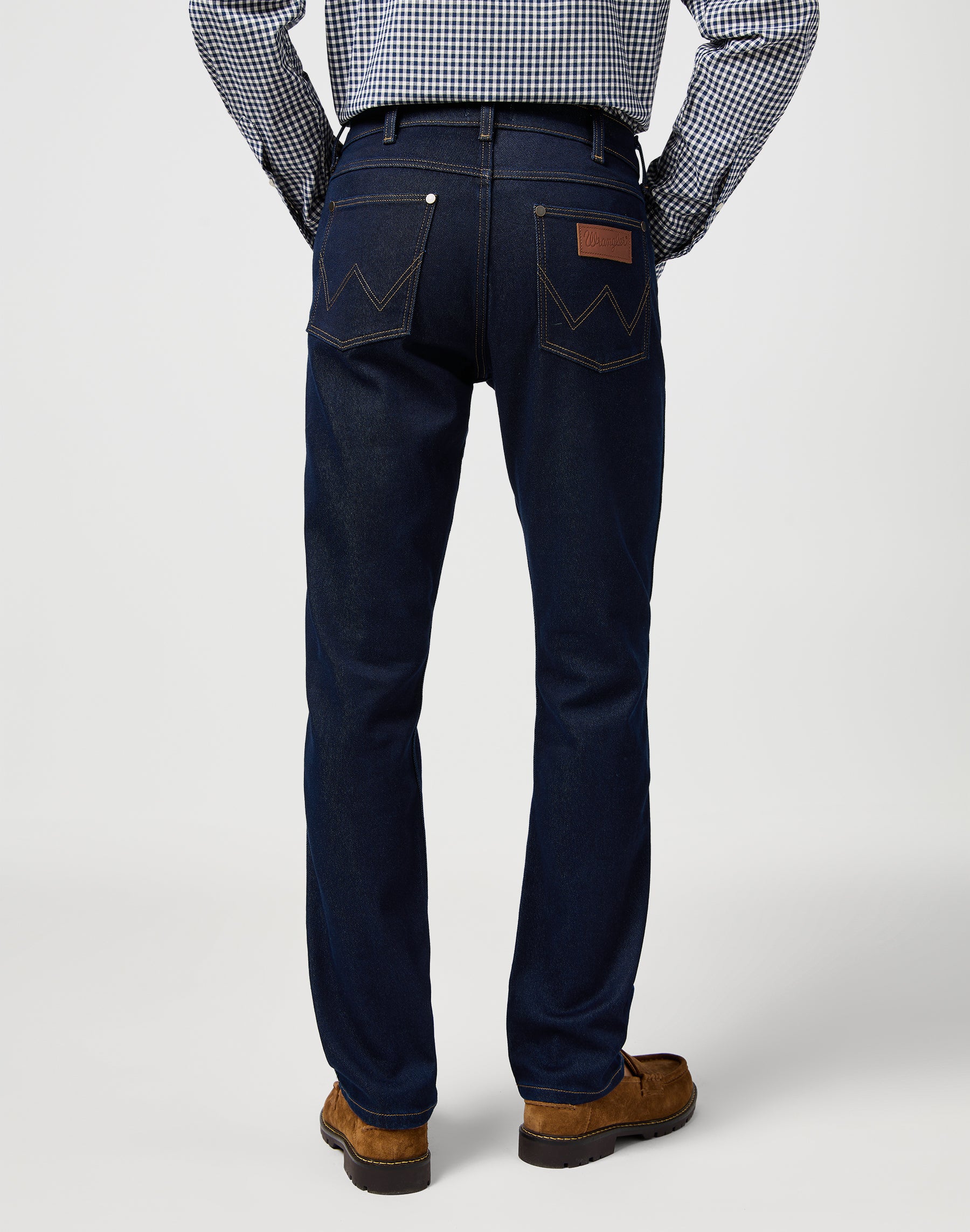 Greensboro in Moonlight Rinse Jeans Wrangler