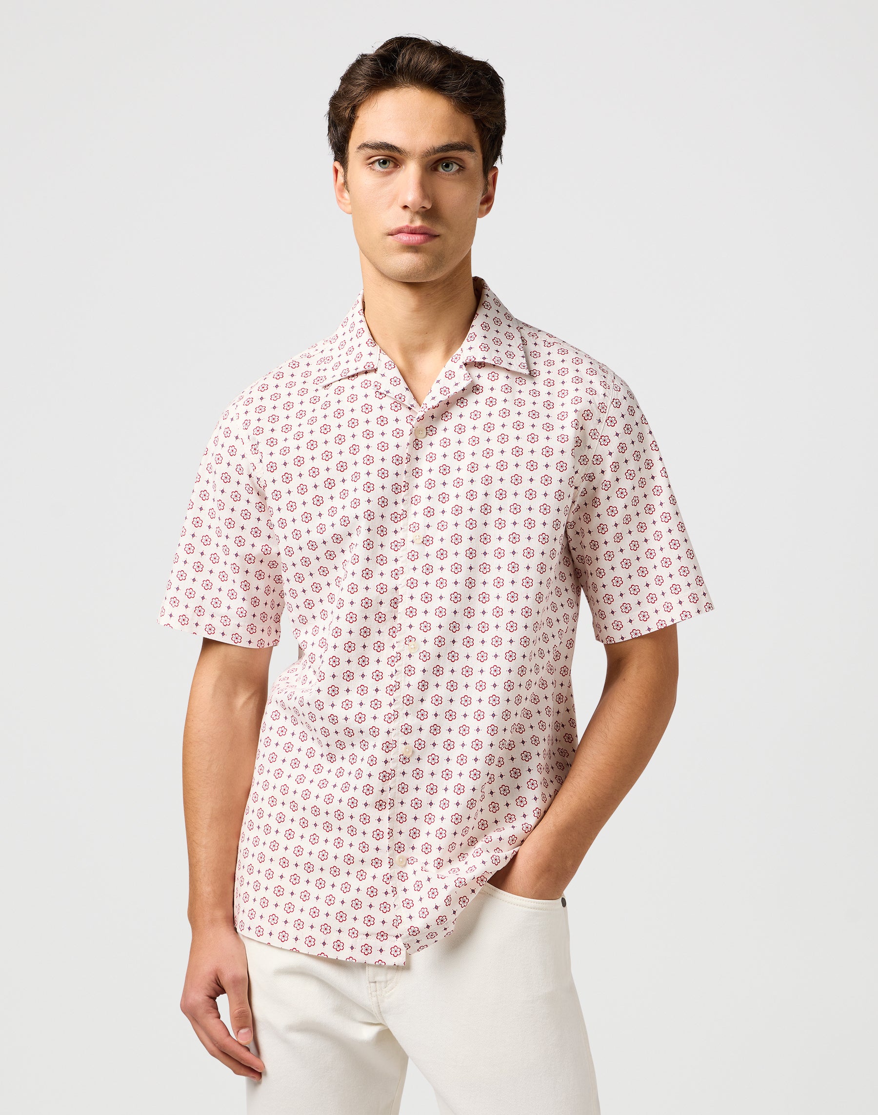 Camicia Ss Resort in bianco Geo Camicie Wrangler