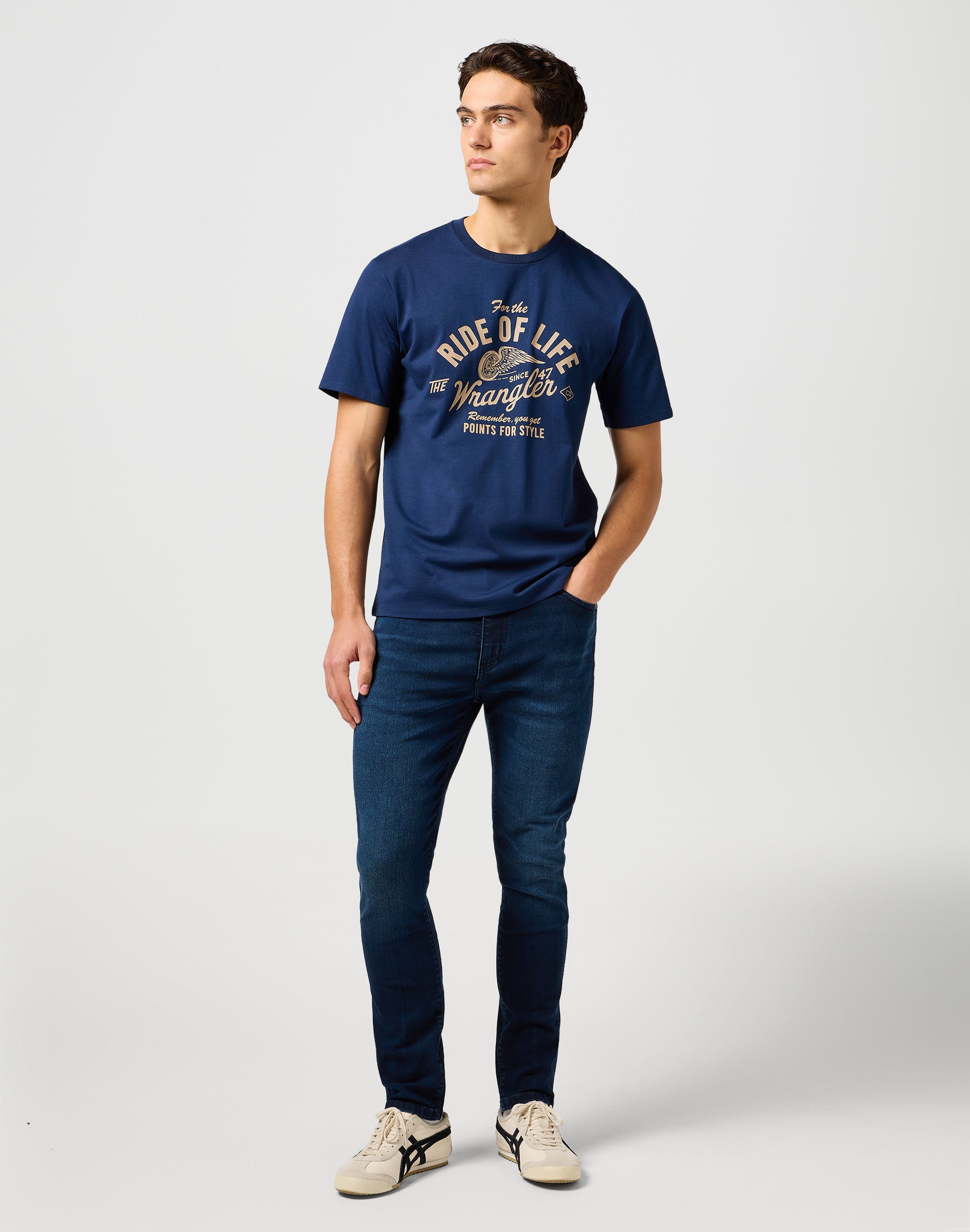 Americana Tee in Navy Magliette Wrangler