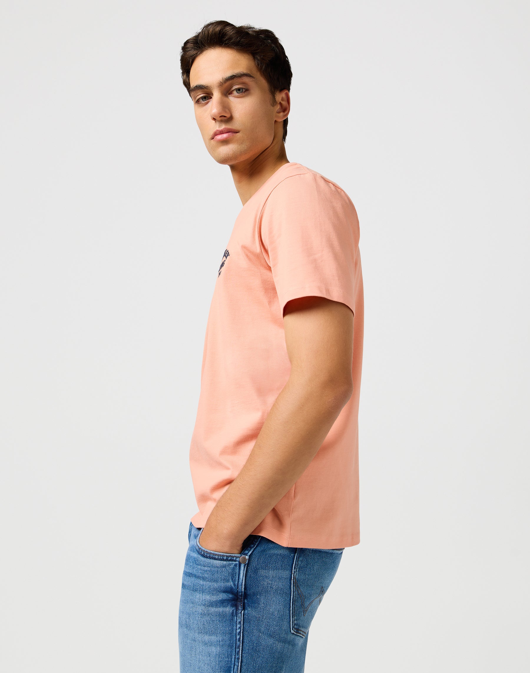 T-shirt con logo piccolo in gamberetti Wrangler