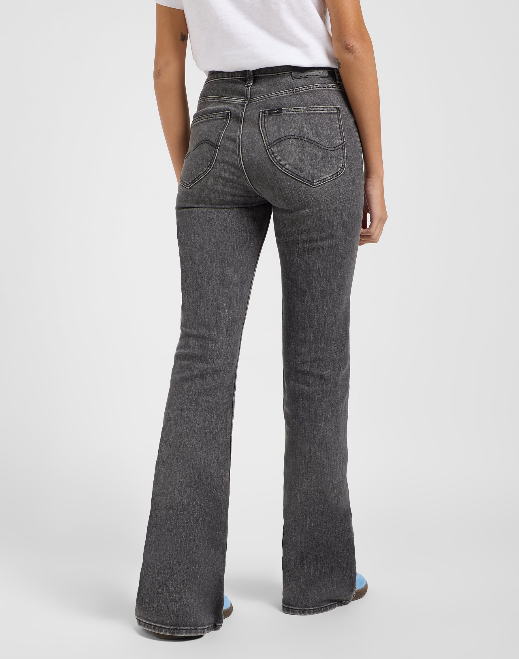 Breese in jeans sbiaditi Lee