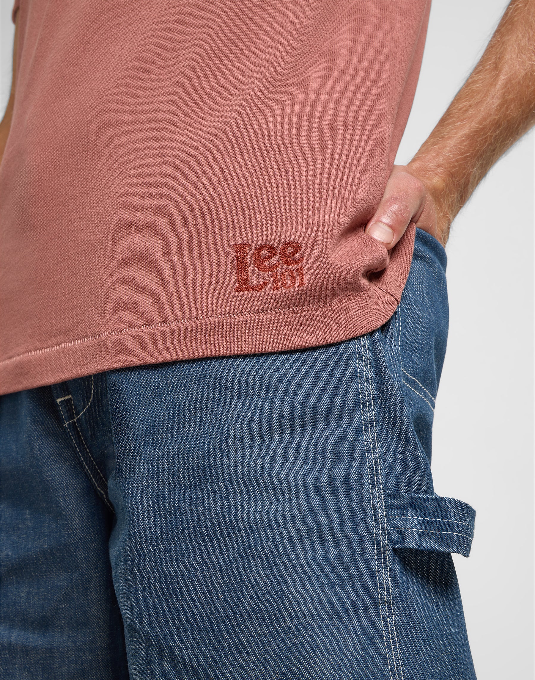 101 Core Tee in T-shirt Redwood Lee