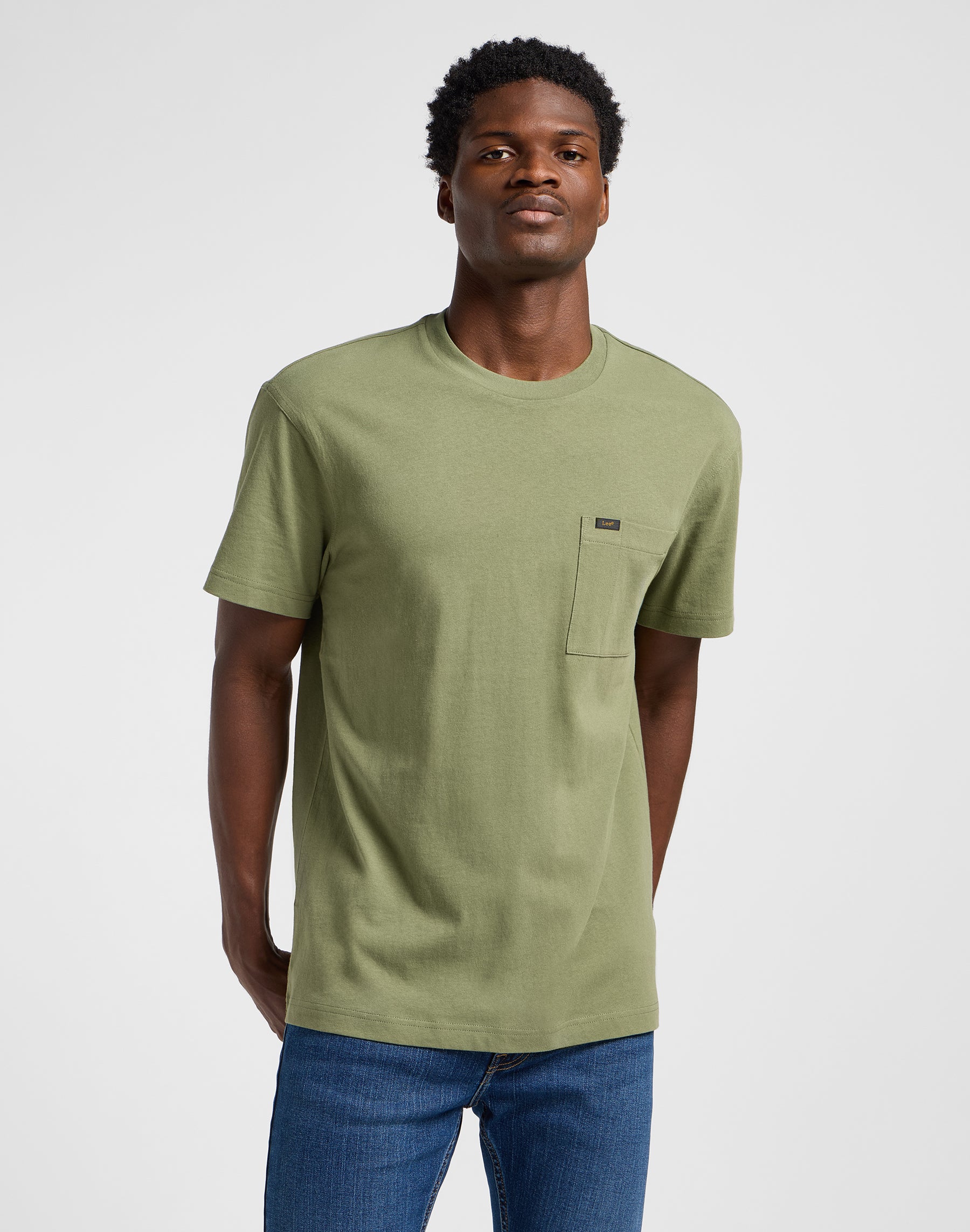 T-shirt con tasca rilassata in verde mercantile Lee