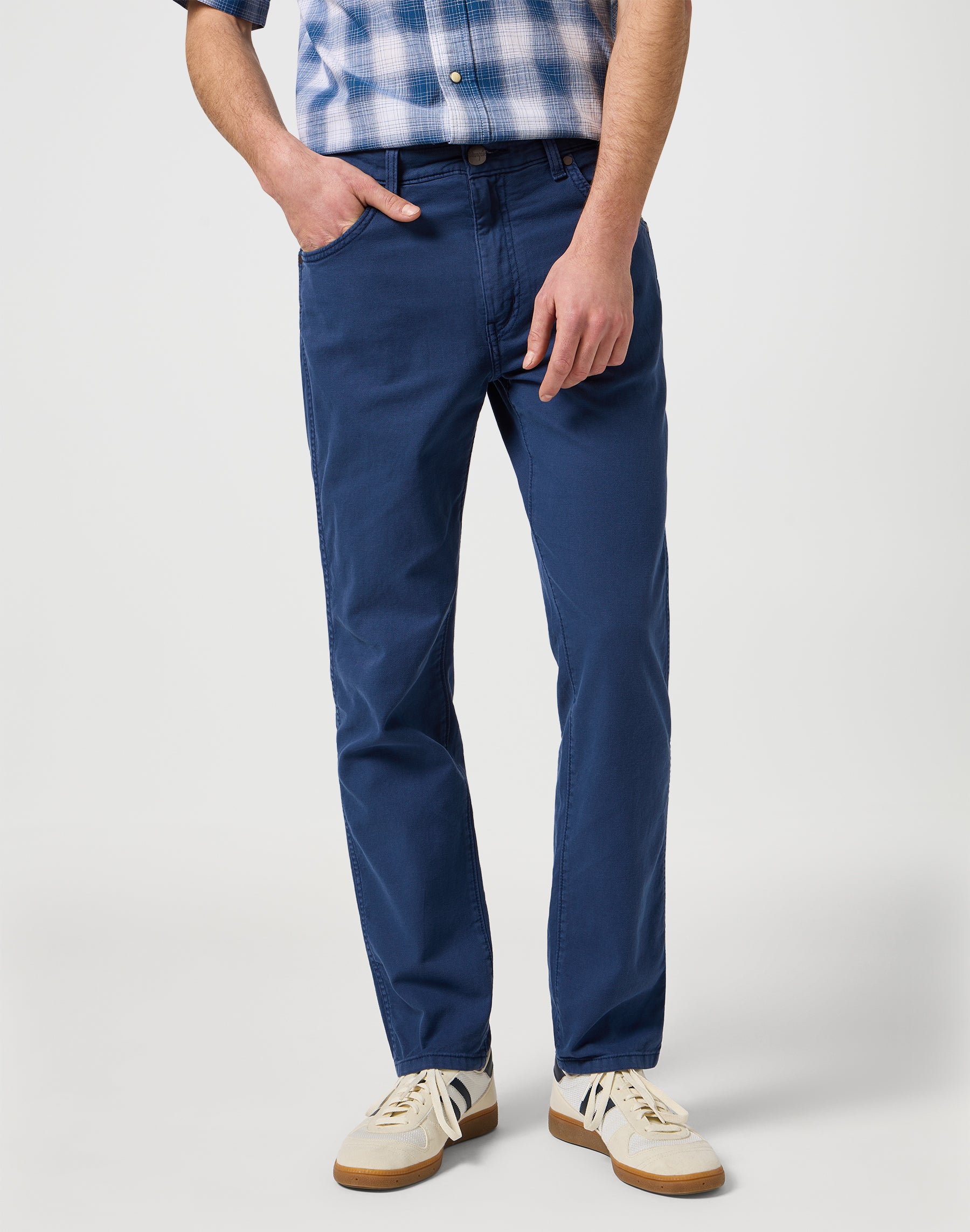Larston in pantaloni blu navy Wrangler