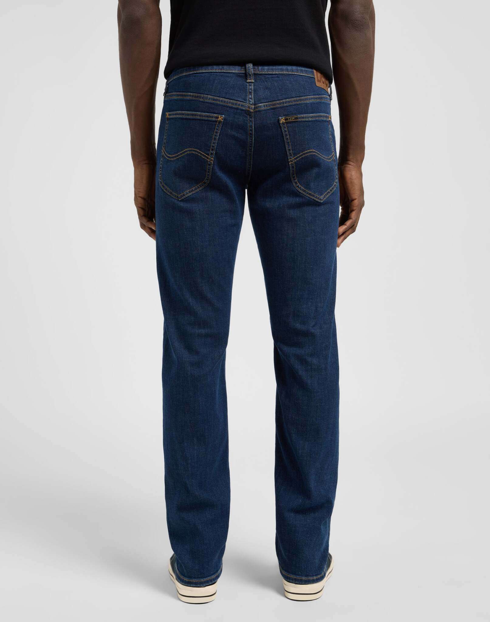 Daren Zip Fly in Jeans Oceano Scuro Lee